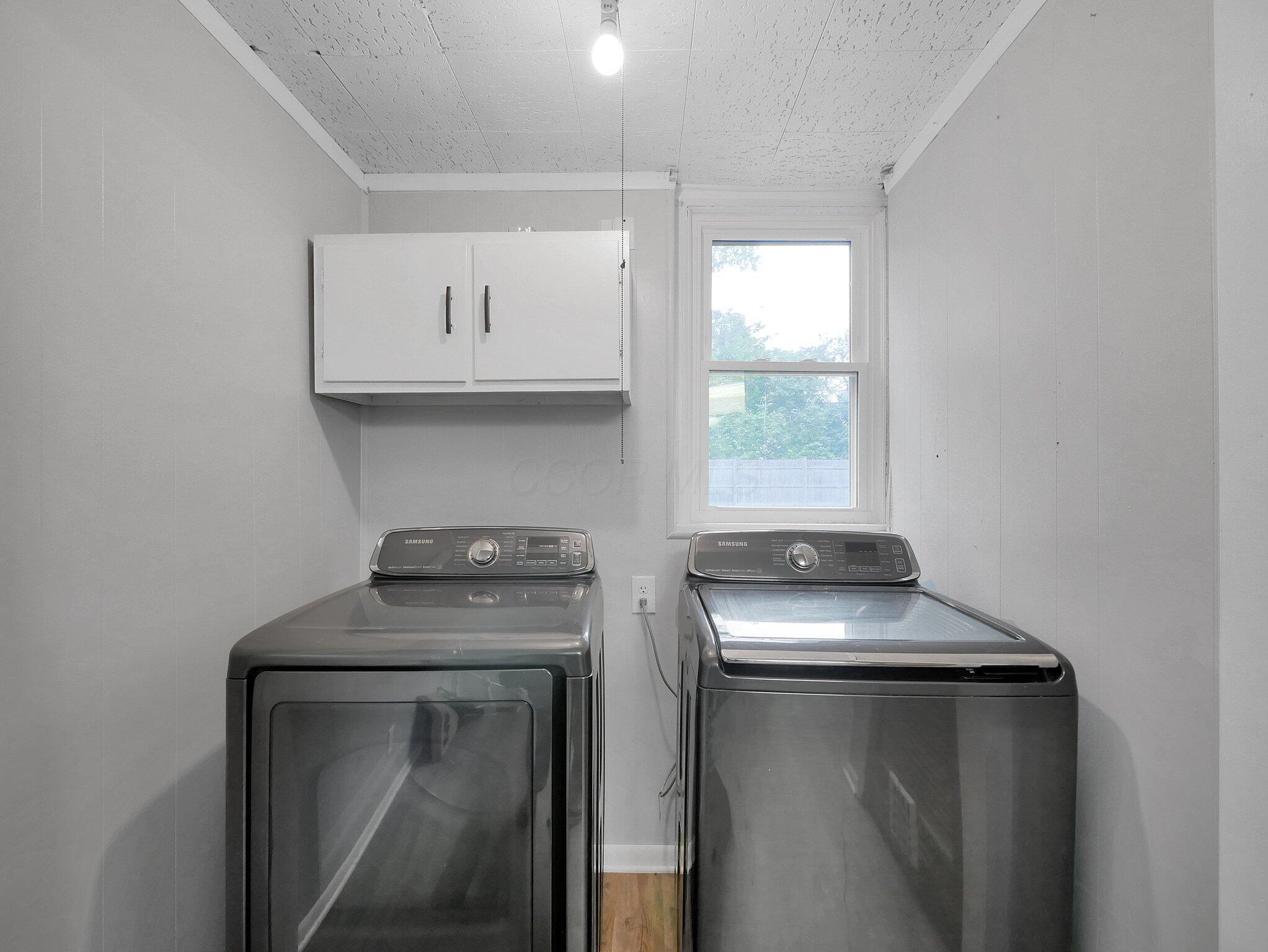 945 Francis Avenue Property Photo 19