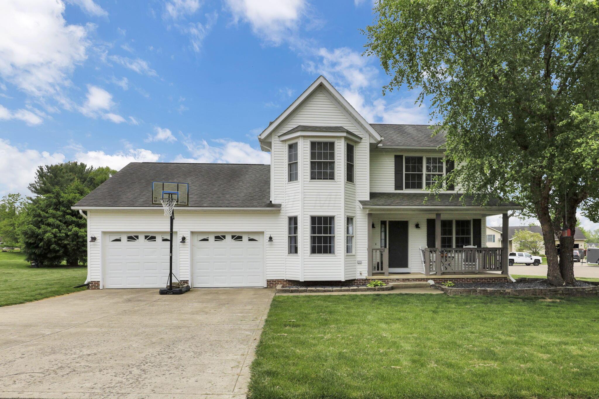 425 Brooke Way Property Photo 1