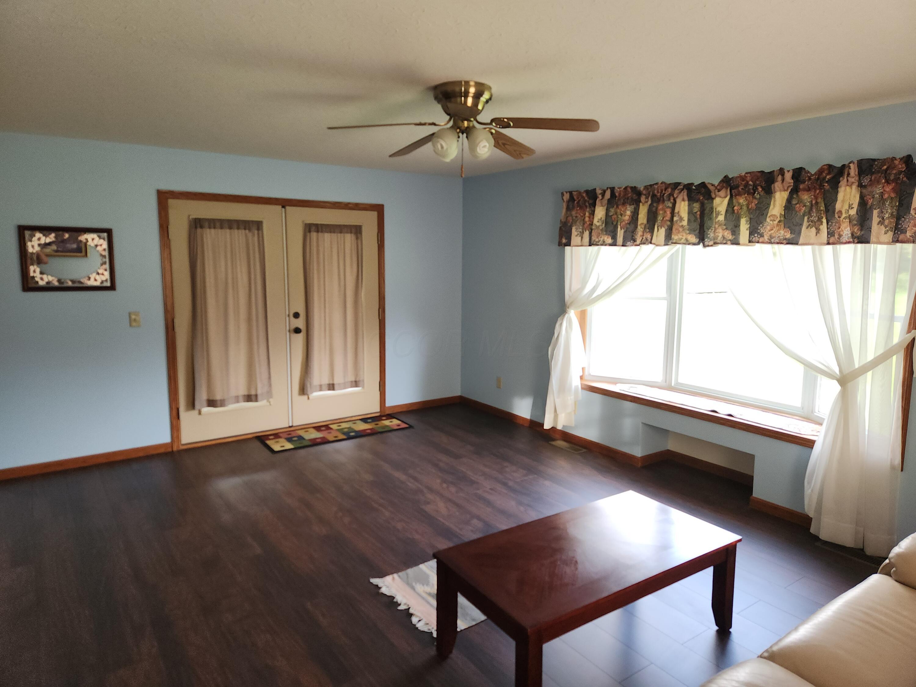 5747 E Clinton Street Property Photo 11