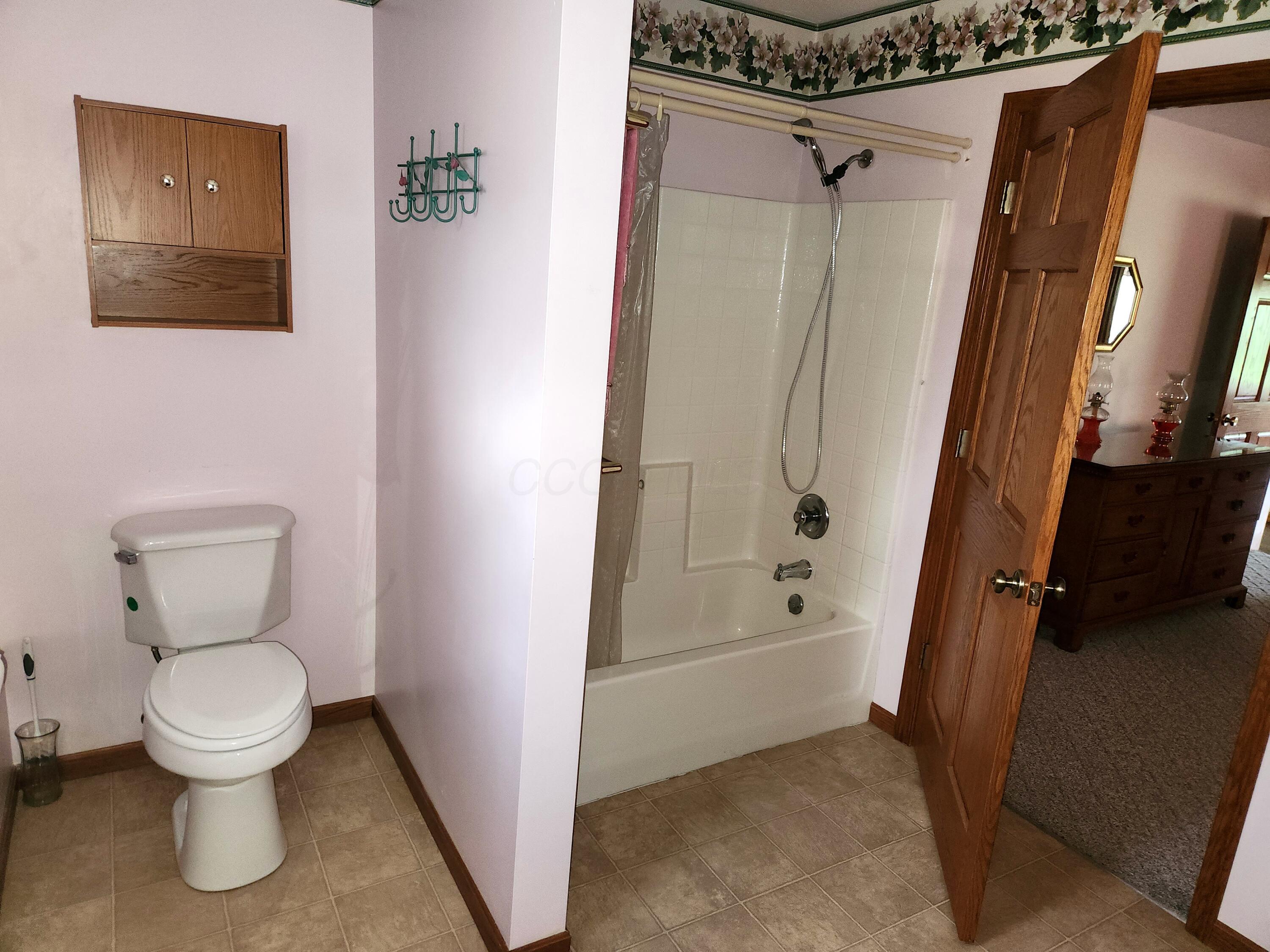 5747 E Clinton Street Property Photo 15