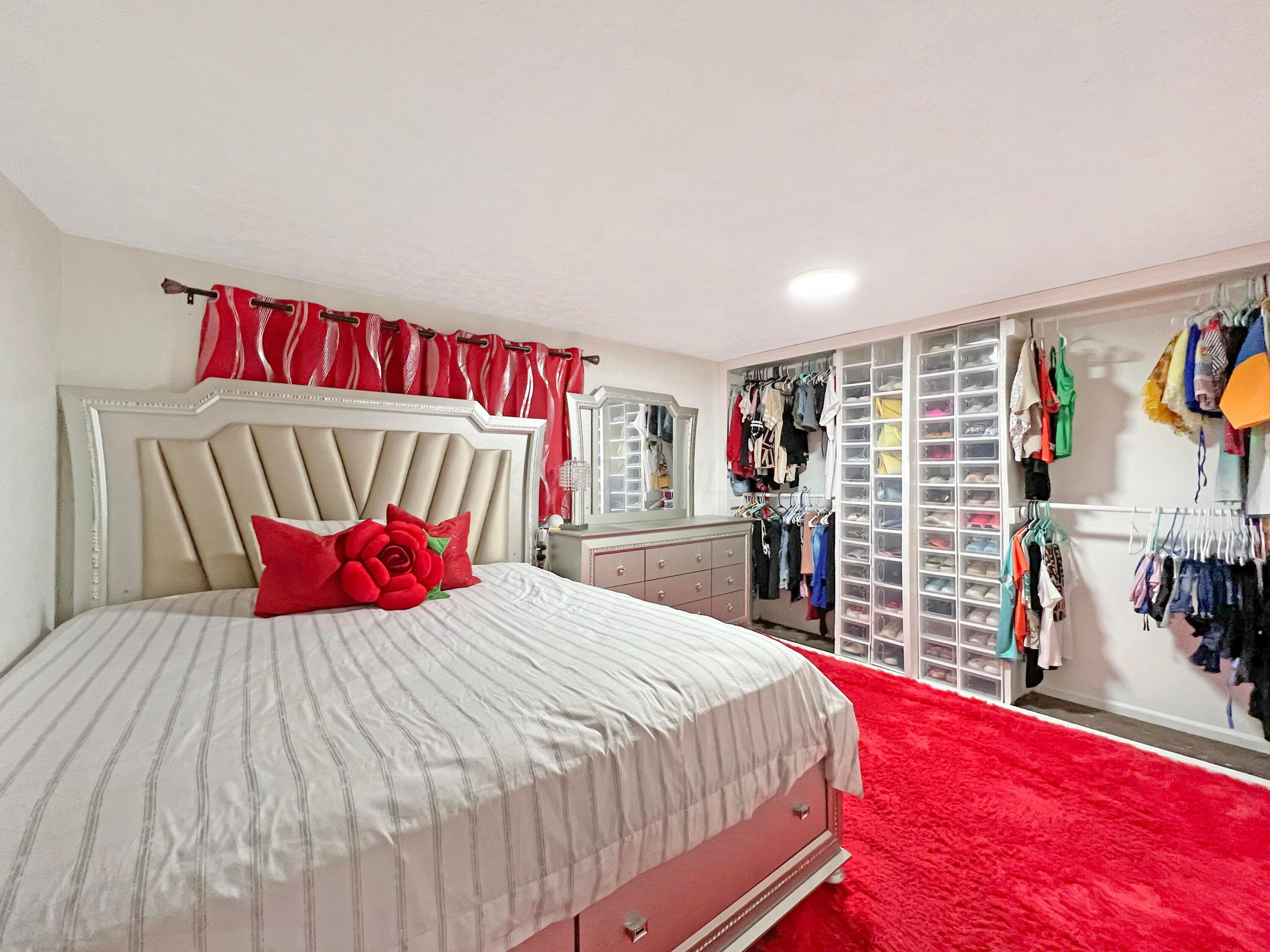 6024 Winterberry Drive Property Photo 11