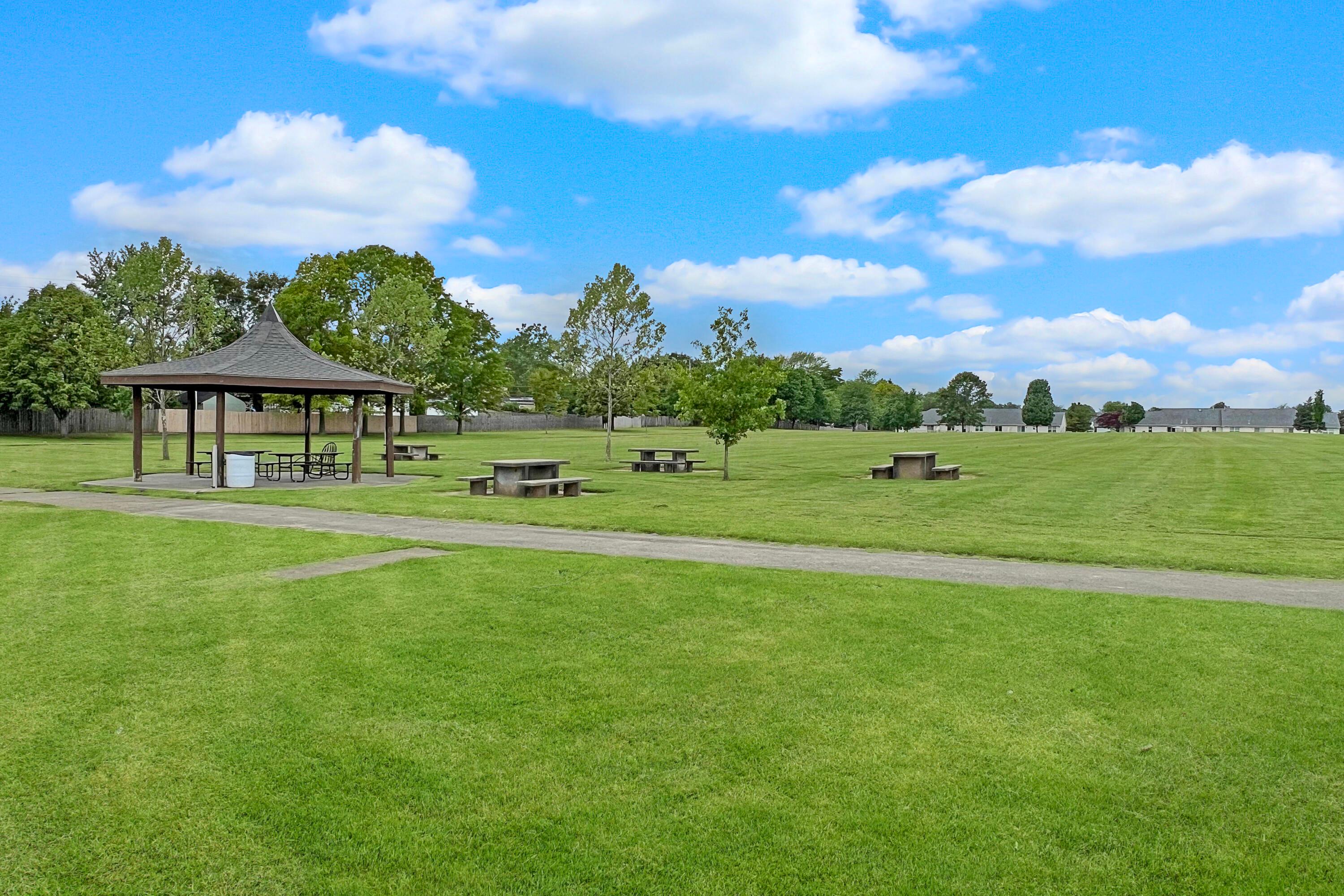 6024 Winterberry Drive Property Photo 32
