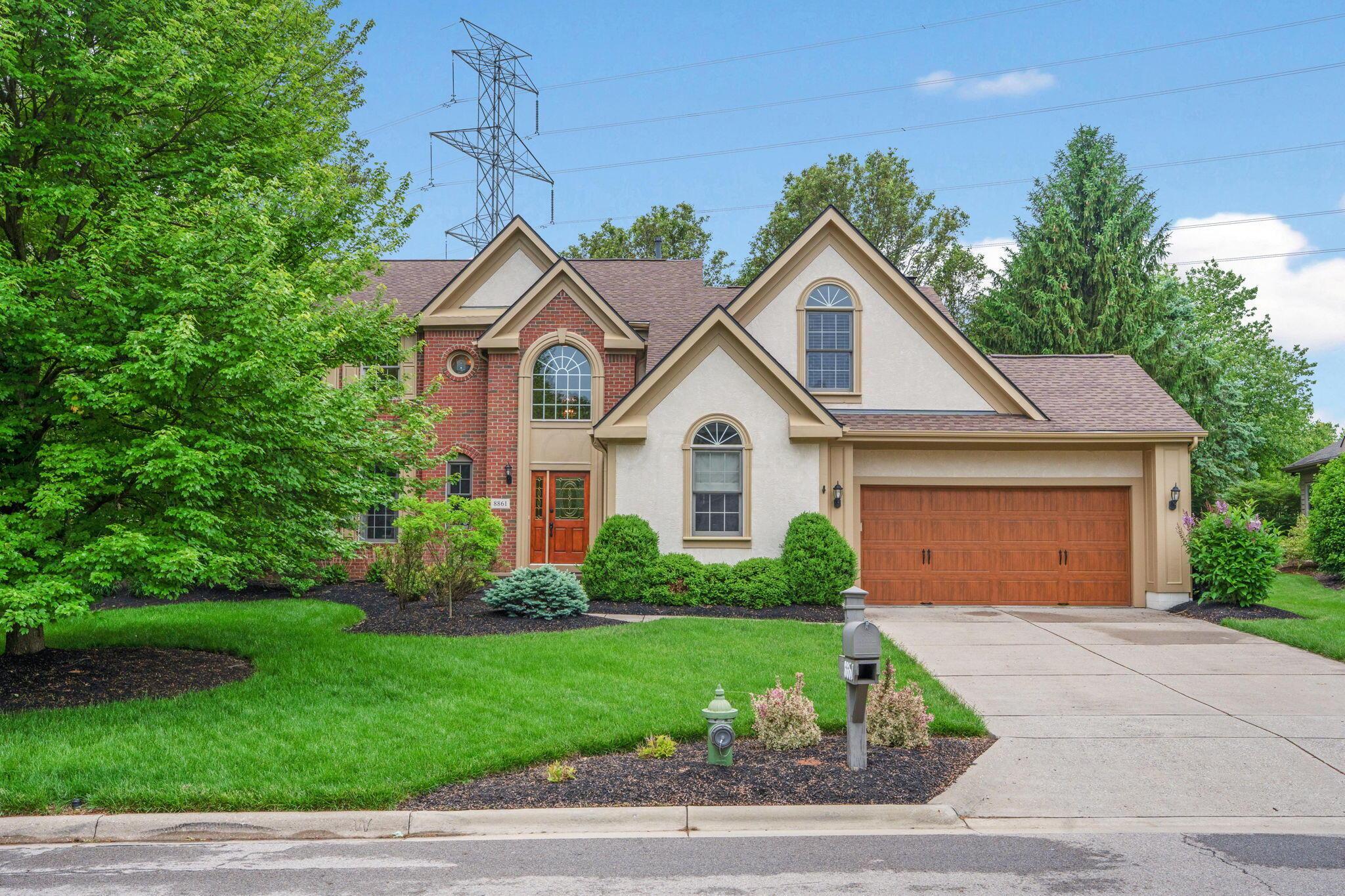 8861 Glassford Court N Property Photo 2