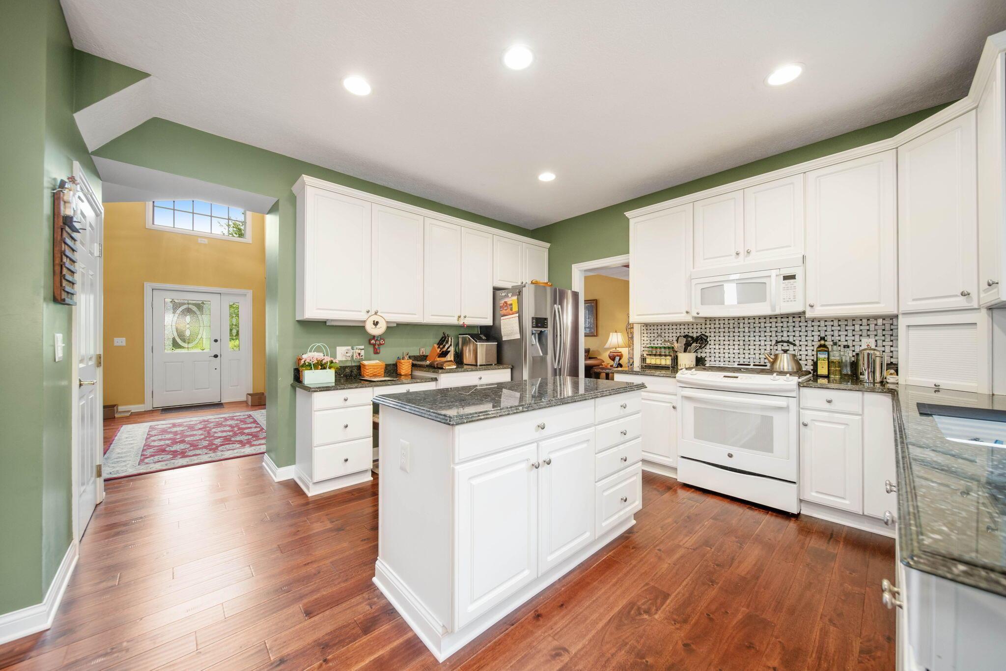 8861 Glassford Court N Property Photo 17