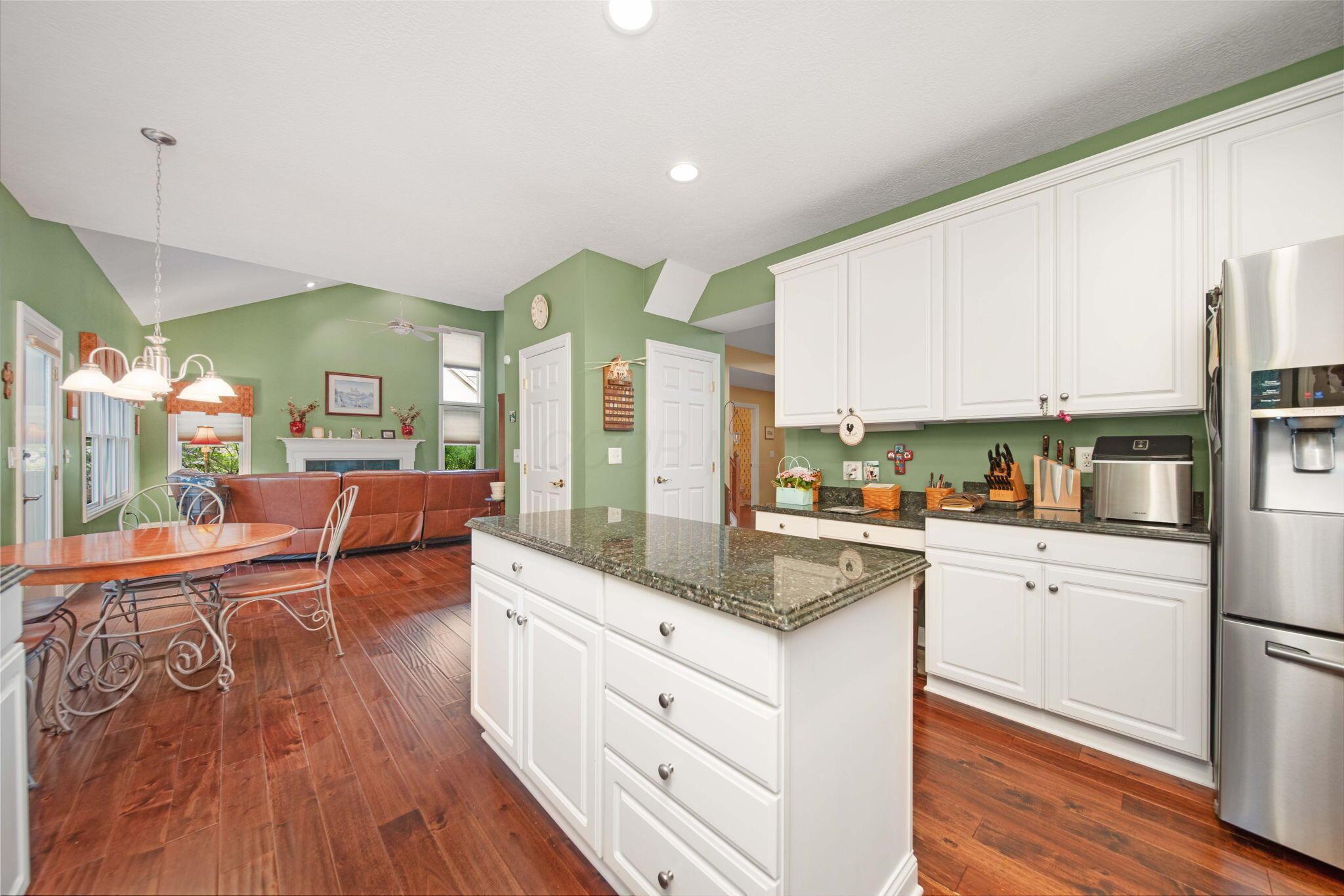 8861 Glassford Court N Property Photo 21