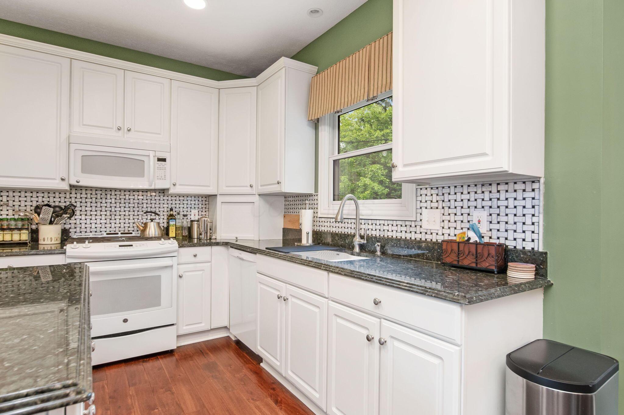 8861 Glassford Court N Property Photo 22