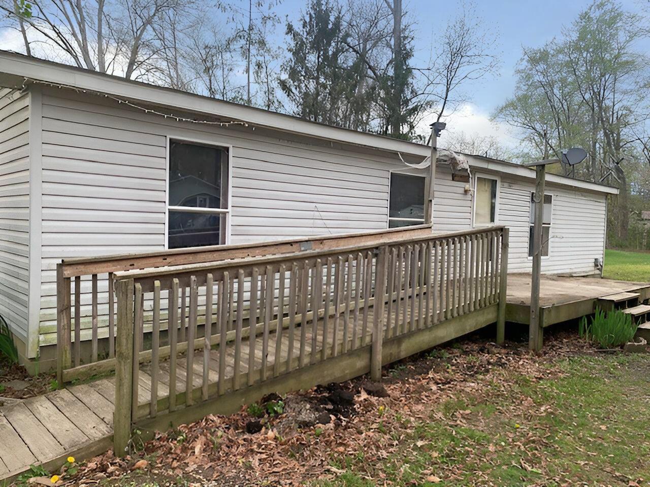 12047 Beech Trail Property Photo 1