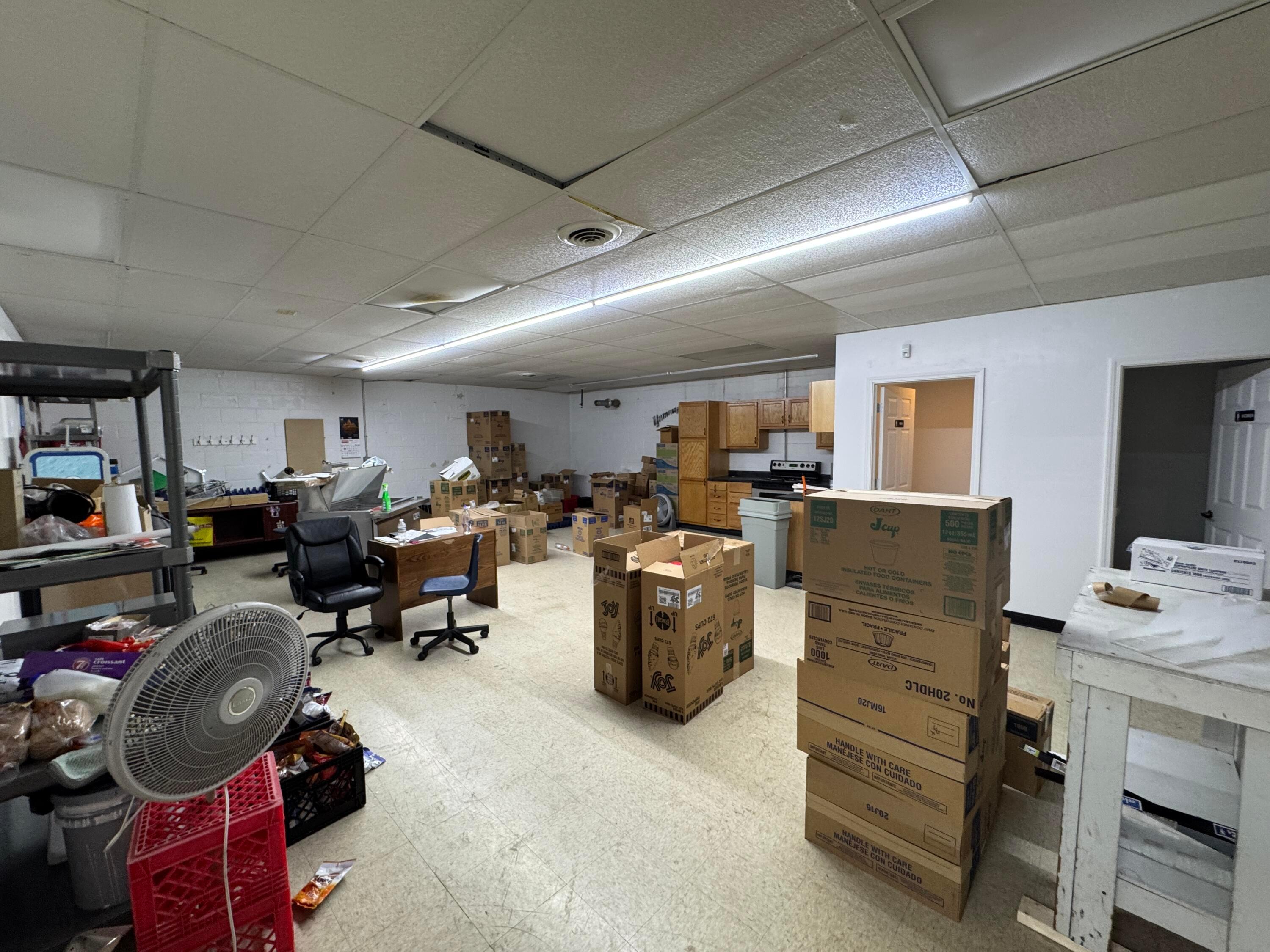 411 E Fairground Street Property Photo 8