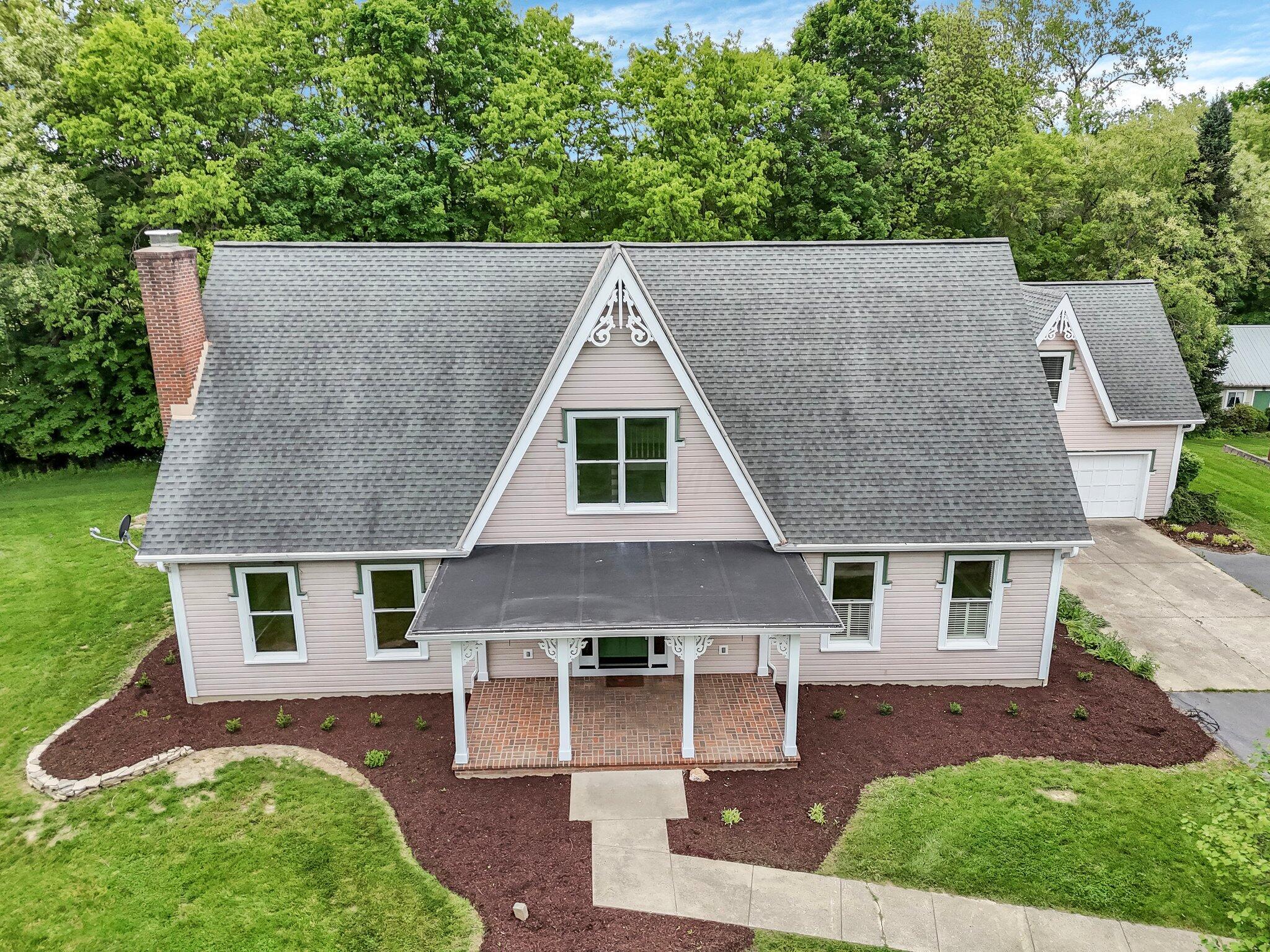 1859 Hardscrabble Road Property Photo 1