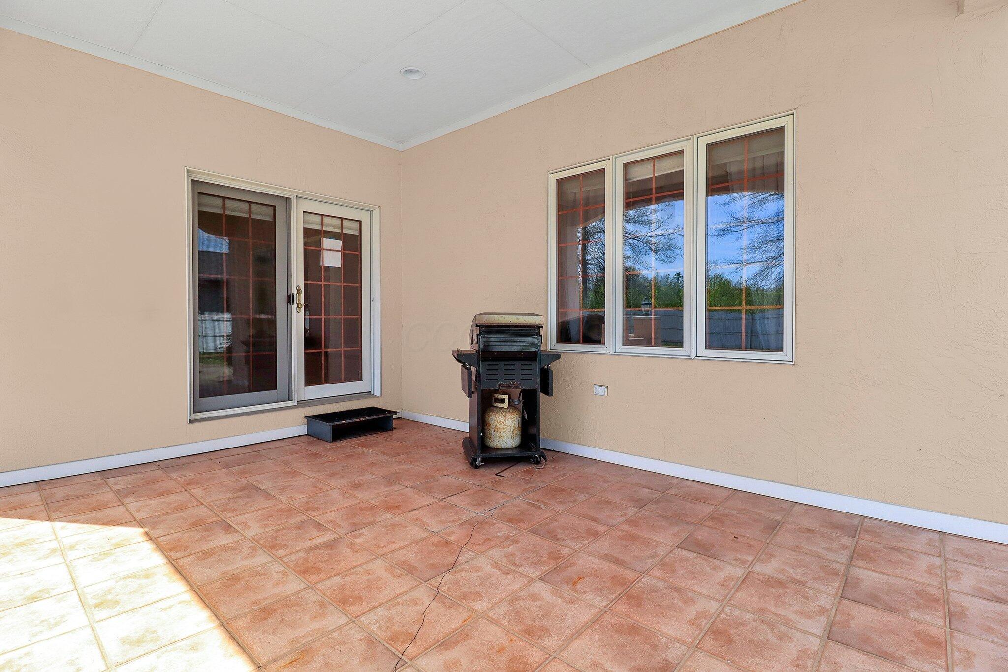 736 Eton Street Property Photo 45