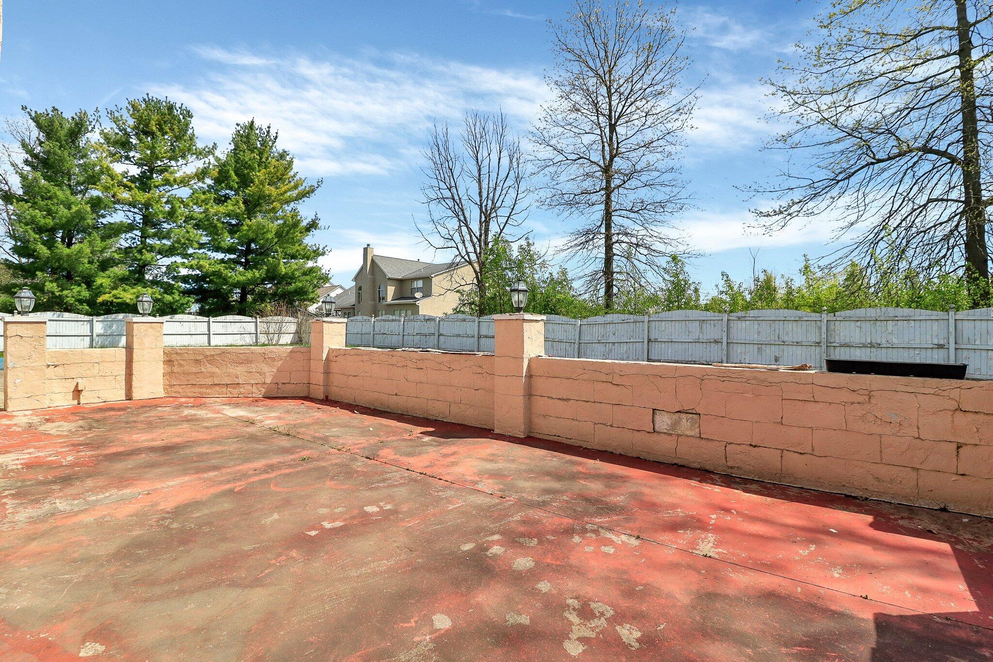 736 Eton Street Property Photo 48