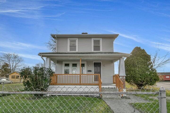 1371 E 23rd Avenue Property Photo 1
