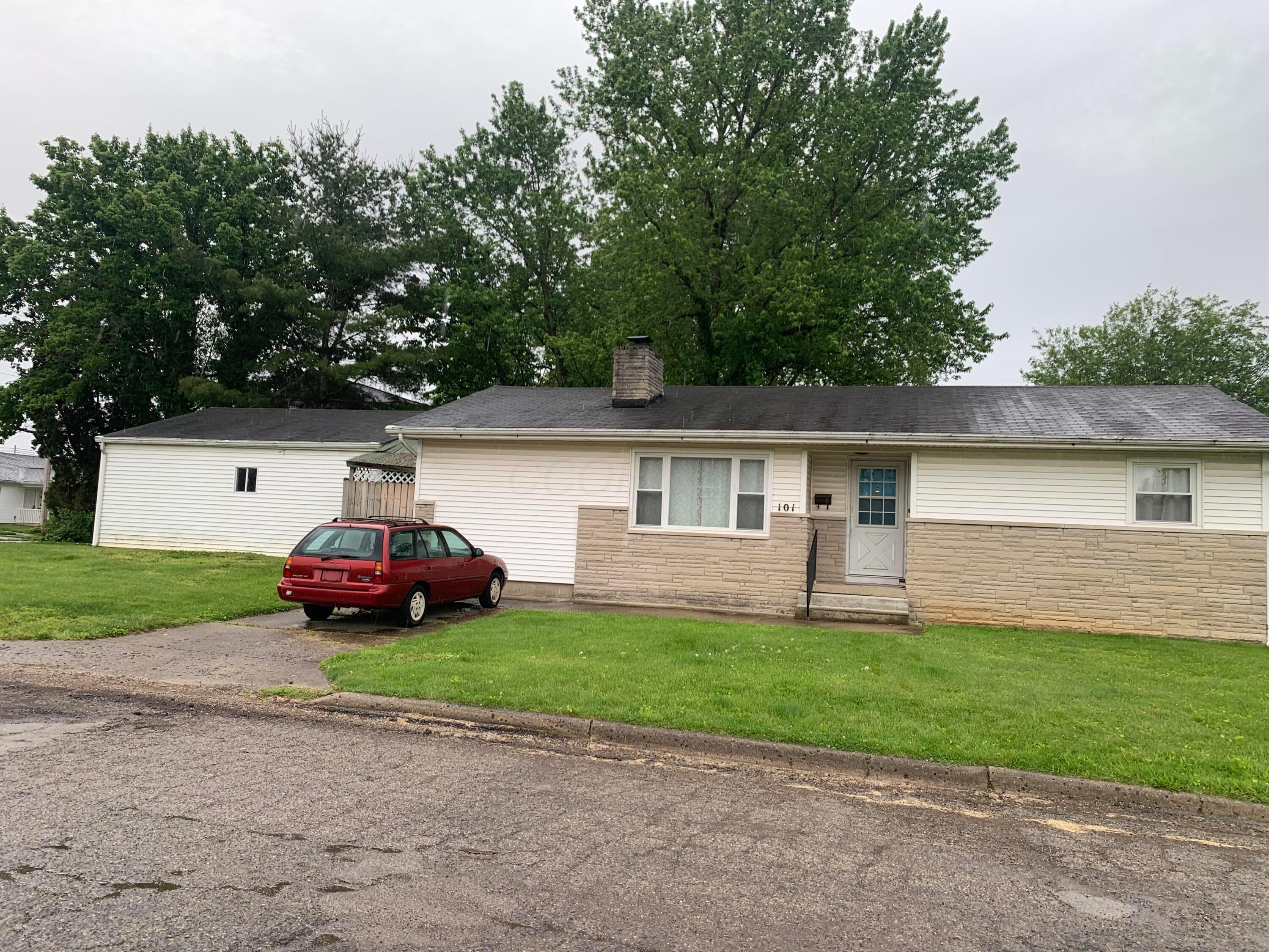 101 Gale Court Property Photo 1