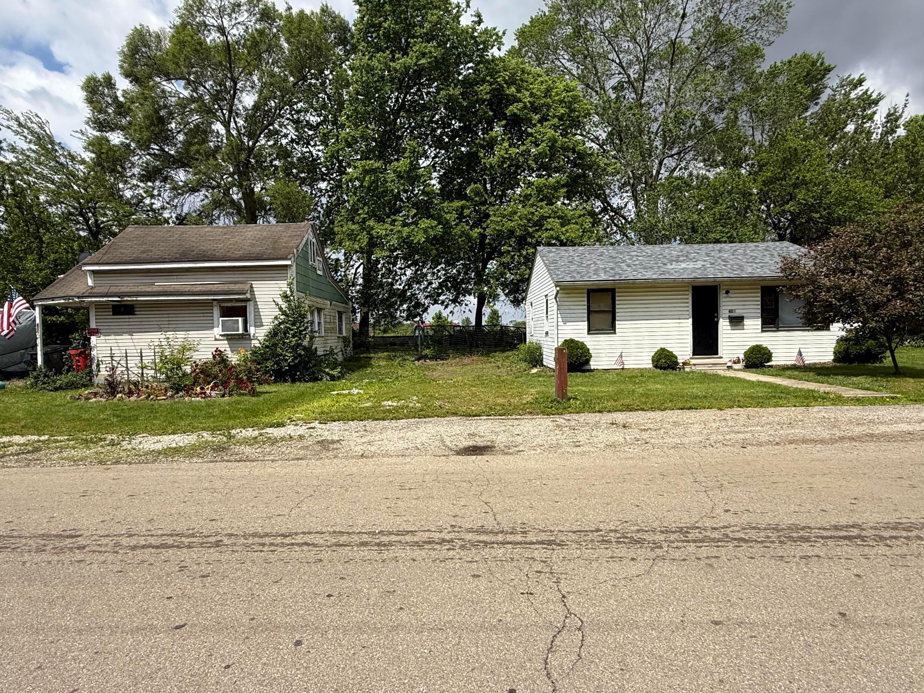 411 Hedges Street Property Photo 1