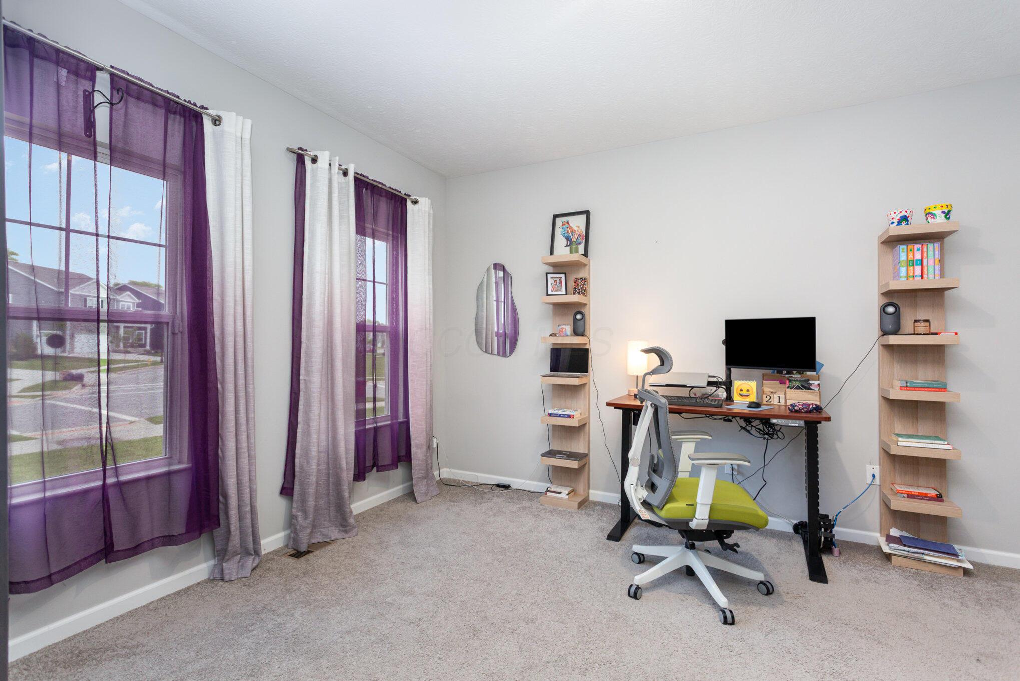 5892 Wynnewood Drive Property Photo 4