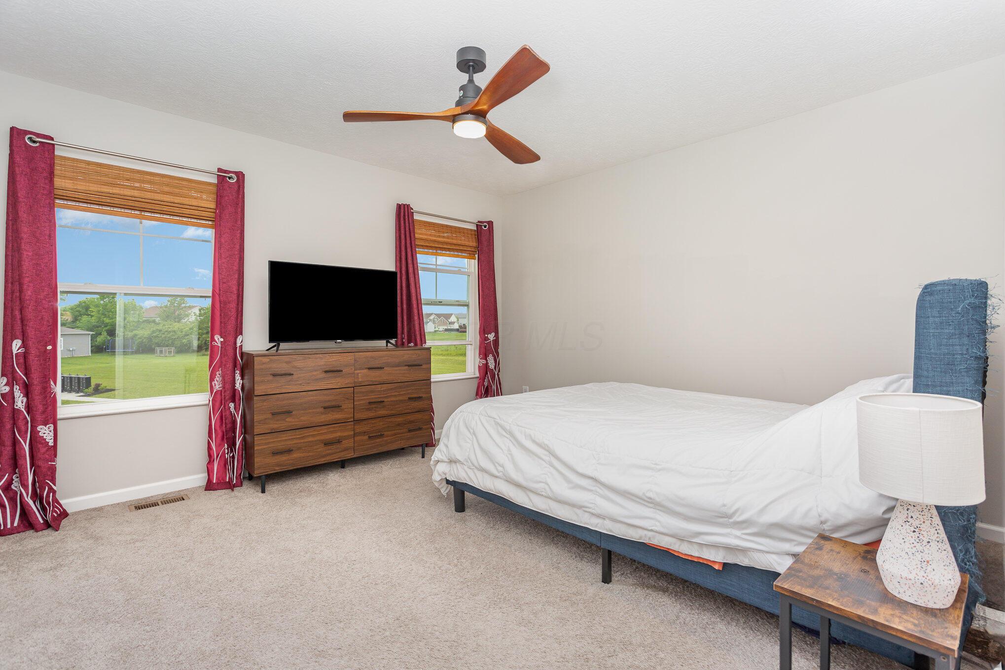 5892 Wynnewood Drive Property Photo 24