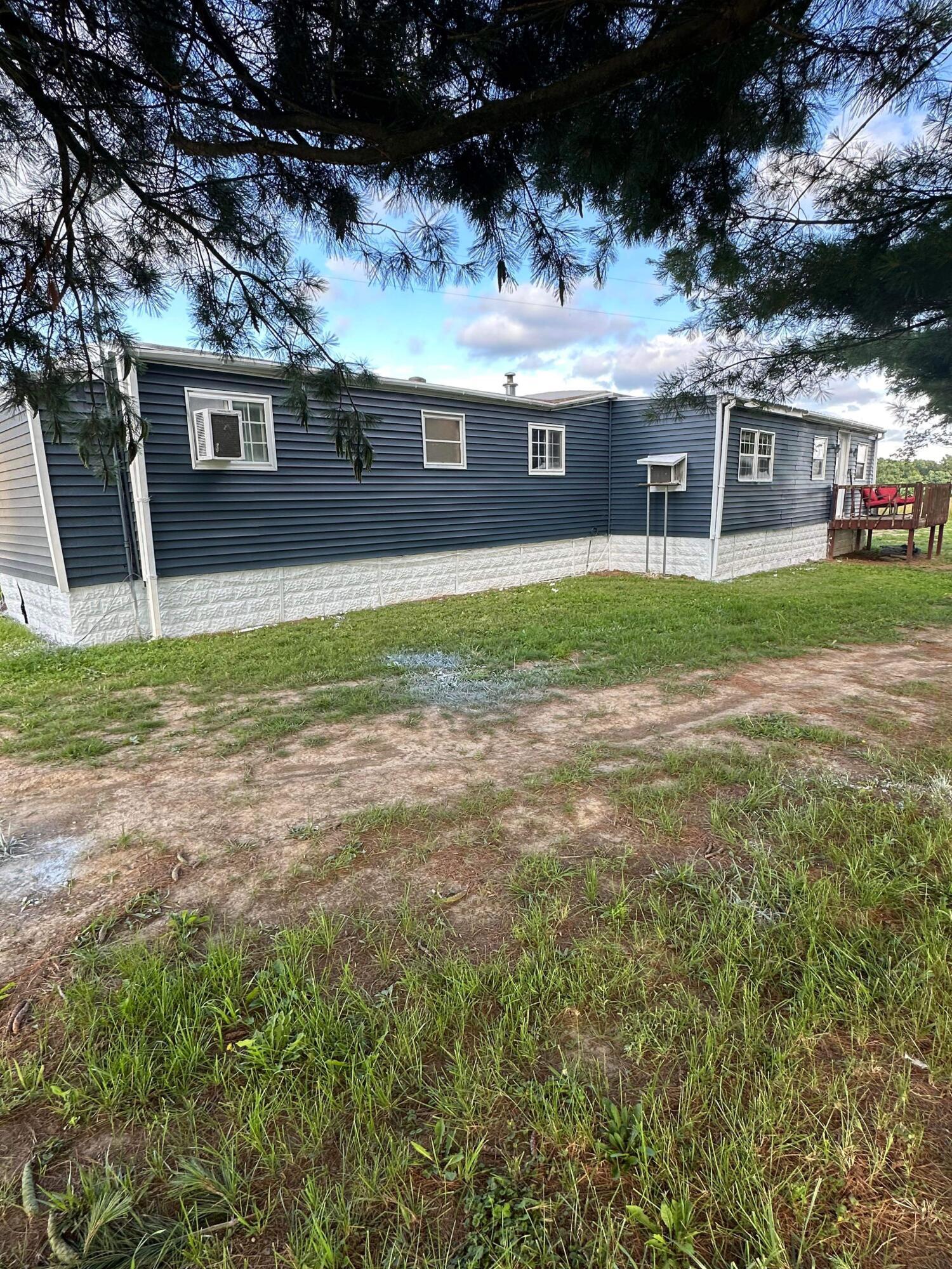 10530 North Street Property Photo 1