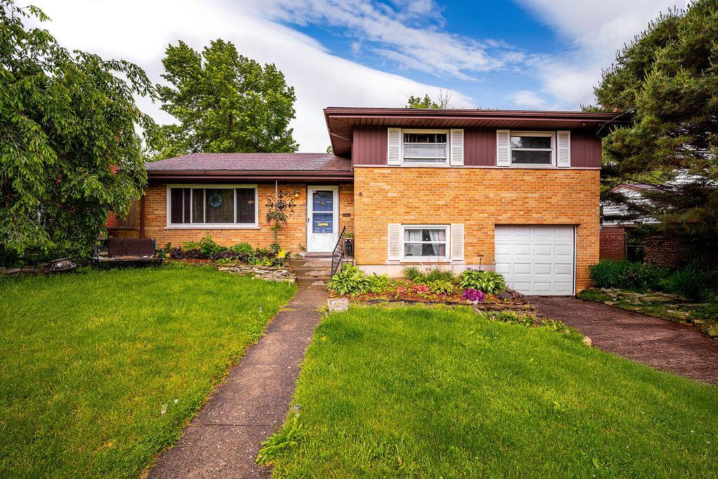 1031 Thunderbird Avenue Property Photo 1