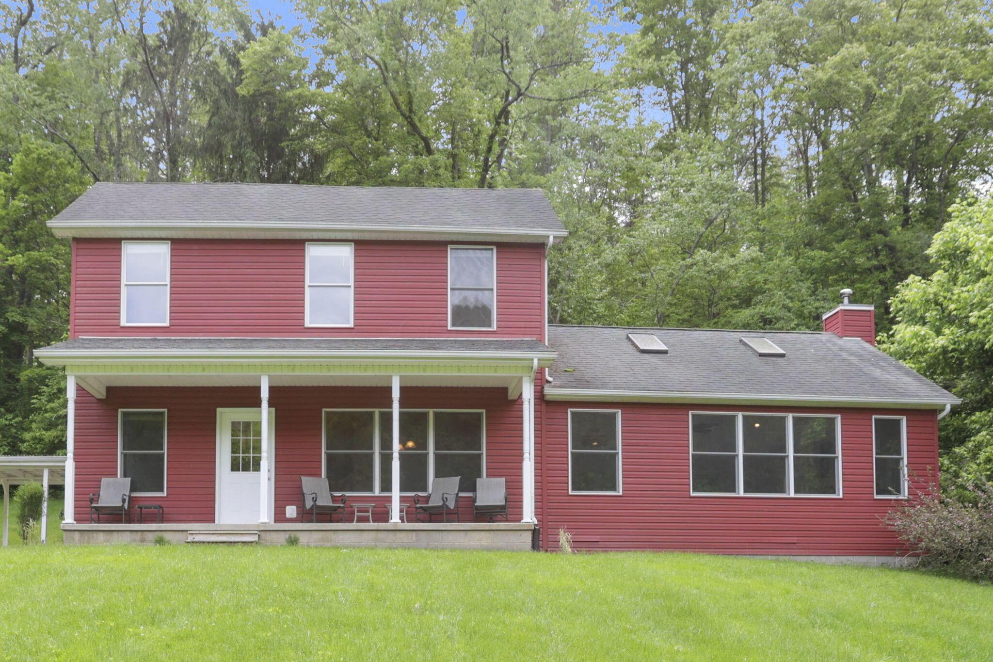 7485 Sugar Grove Road Se Property Photo 1