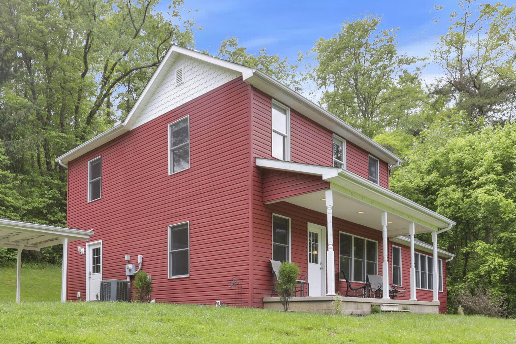 7485 Sugar Grove Road Se Property Photo 3