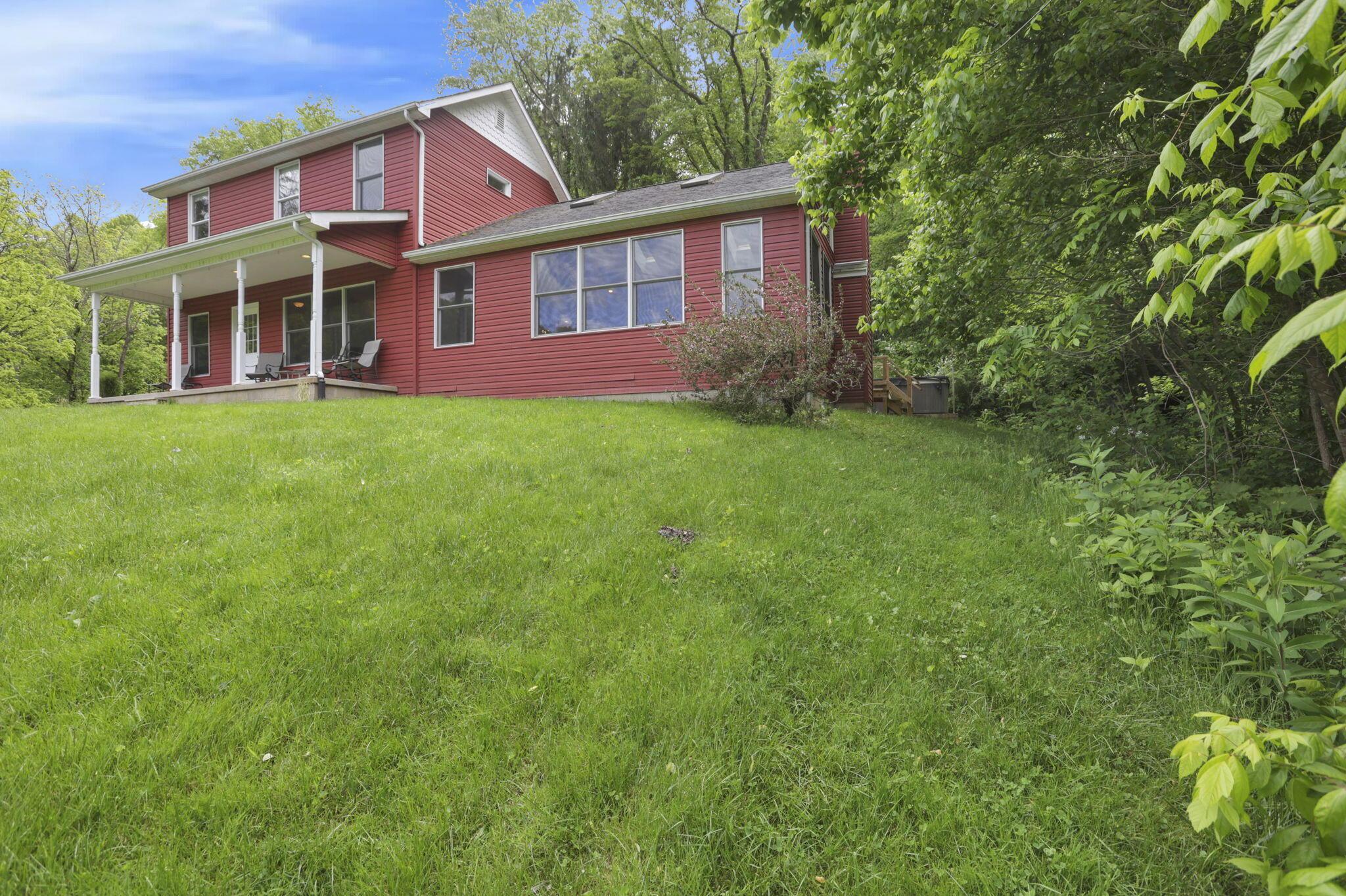 7485 Sugar Grove Road Se Property Photo 6