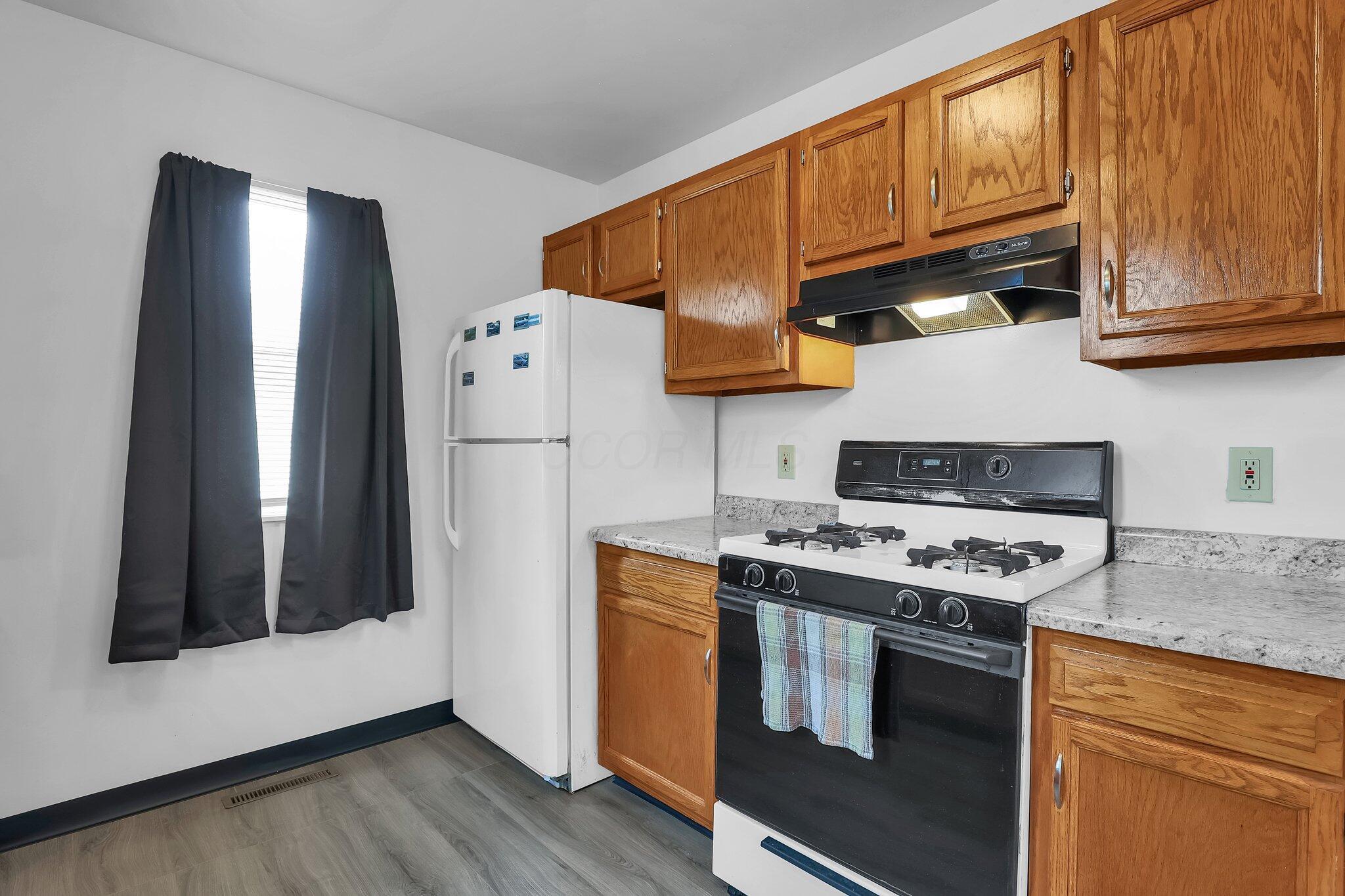 528 N Mulberry Street Property Photo 11