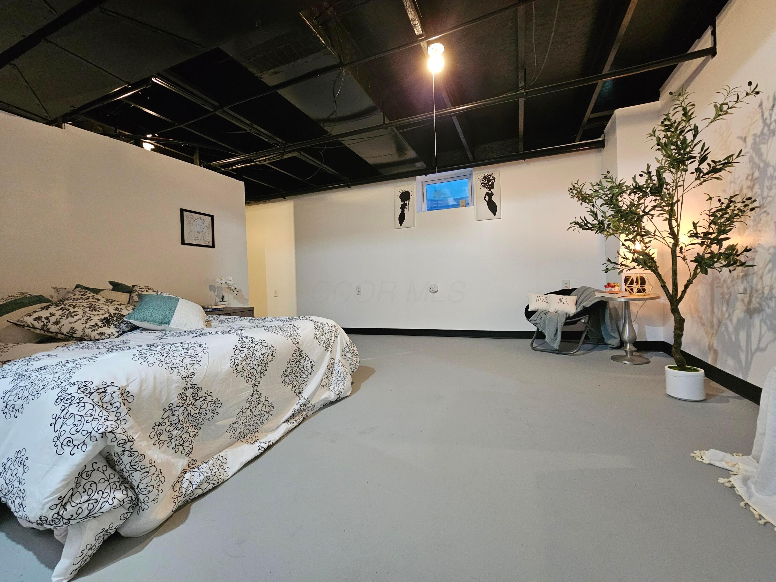 528 N Mulberry Street Property Photo 25