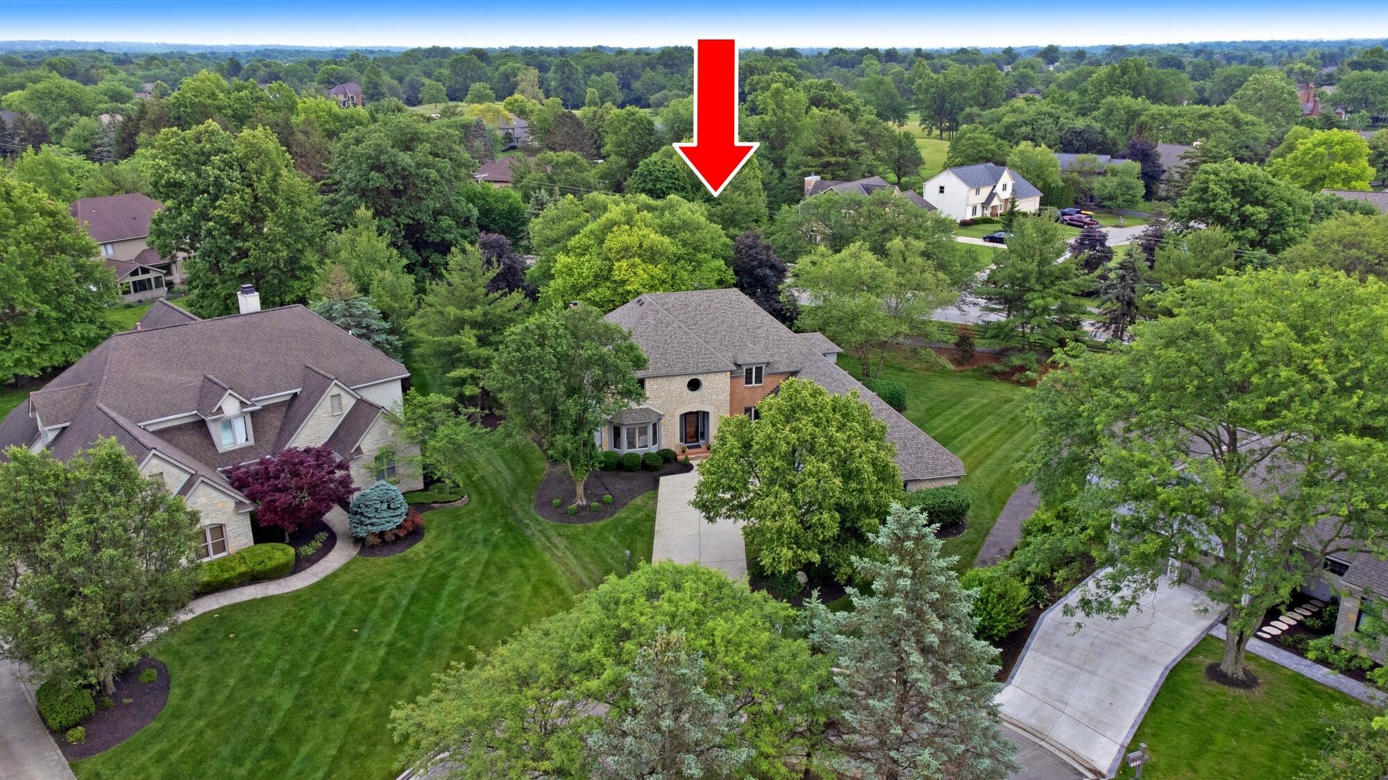 6247 Inverurie Drive W Property Photo 8