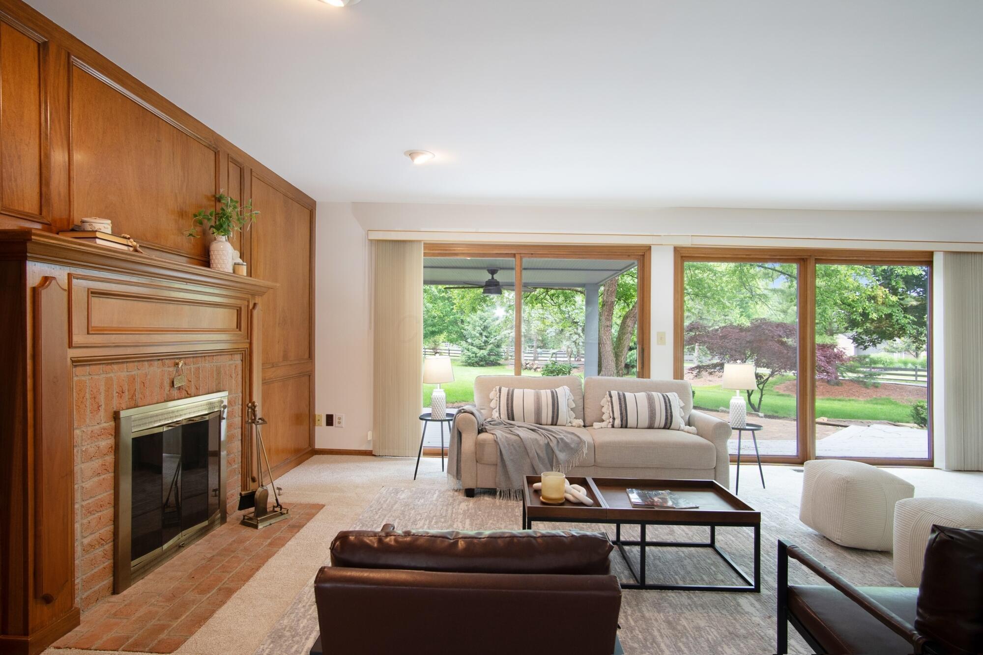 6247 Inverurie Drive W Property Photo 29