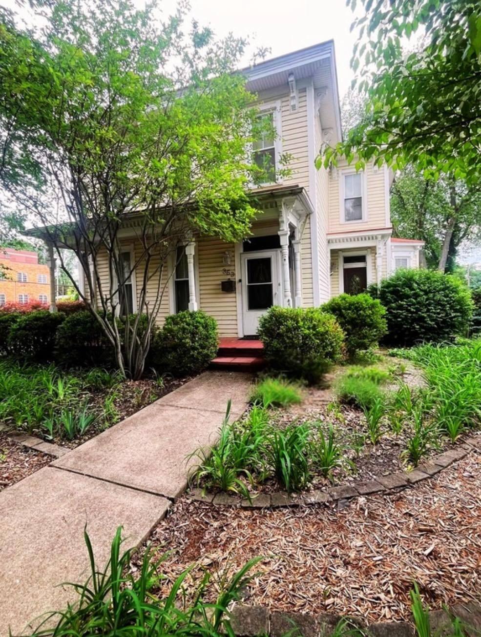 363 E Mulberry Street Property Photo 1