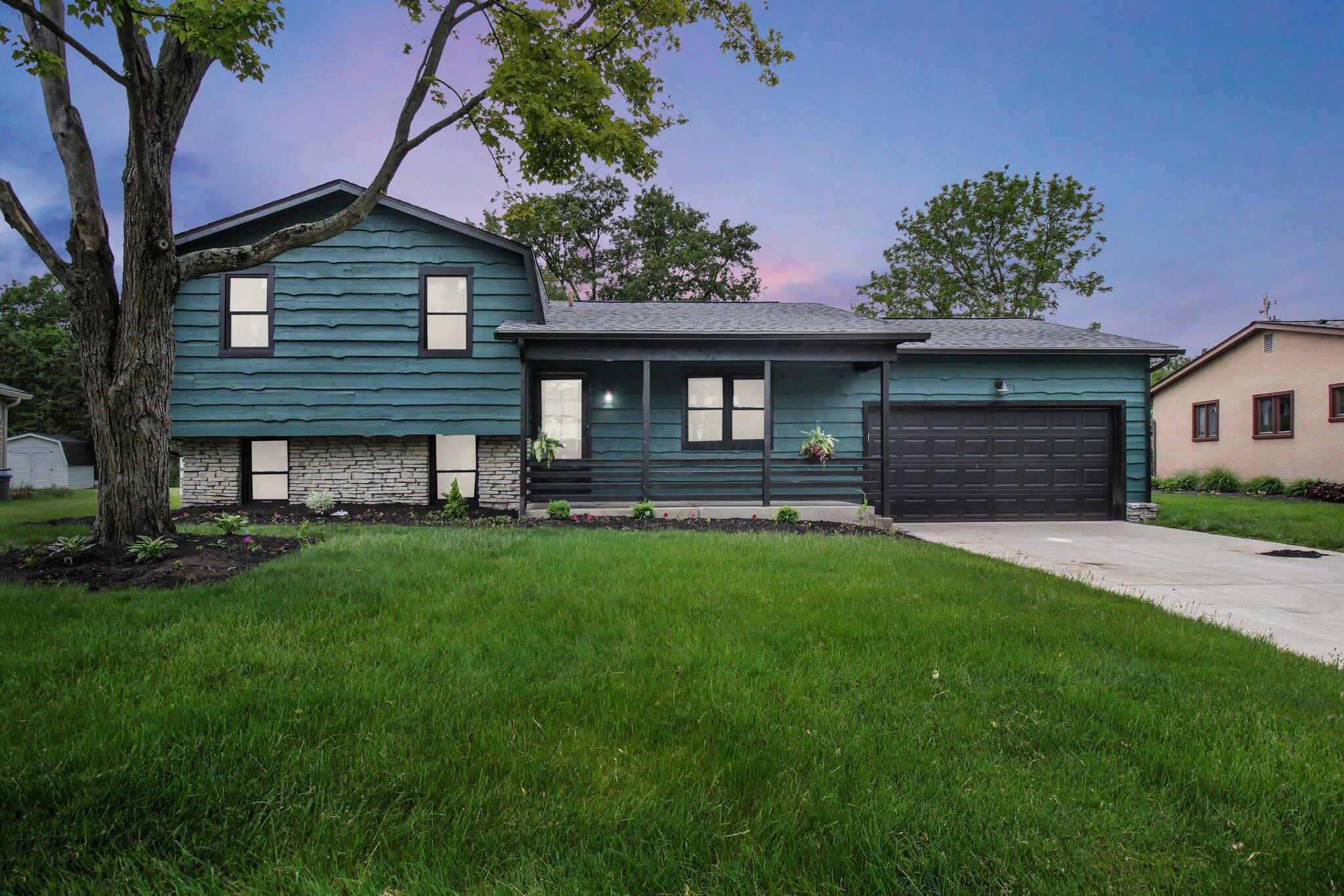 1745 Shady Brook Lane Property Photo 1