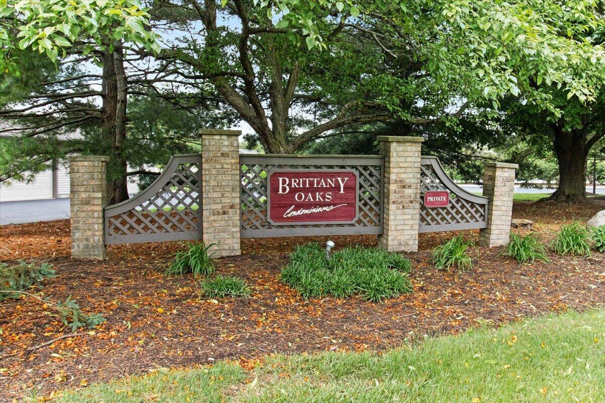 2744 Brittany Oaks Boulevard Property Photo 25