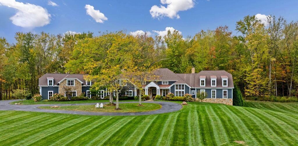 4056 Courter Road Sw Property Photo 1