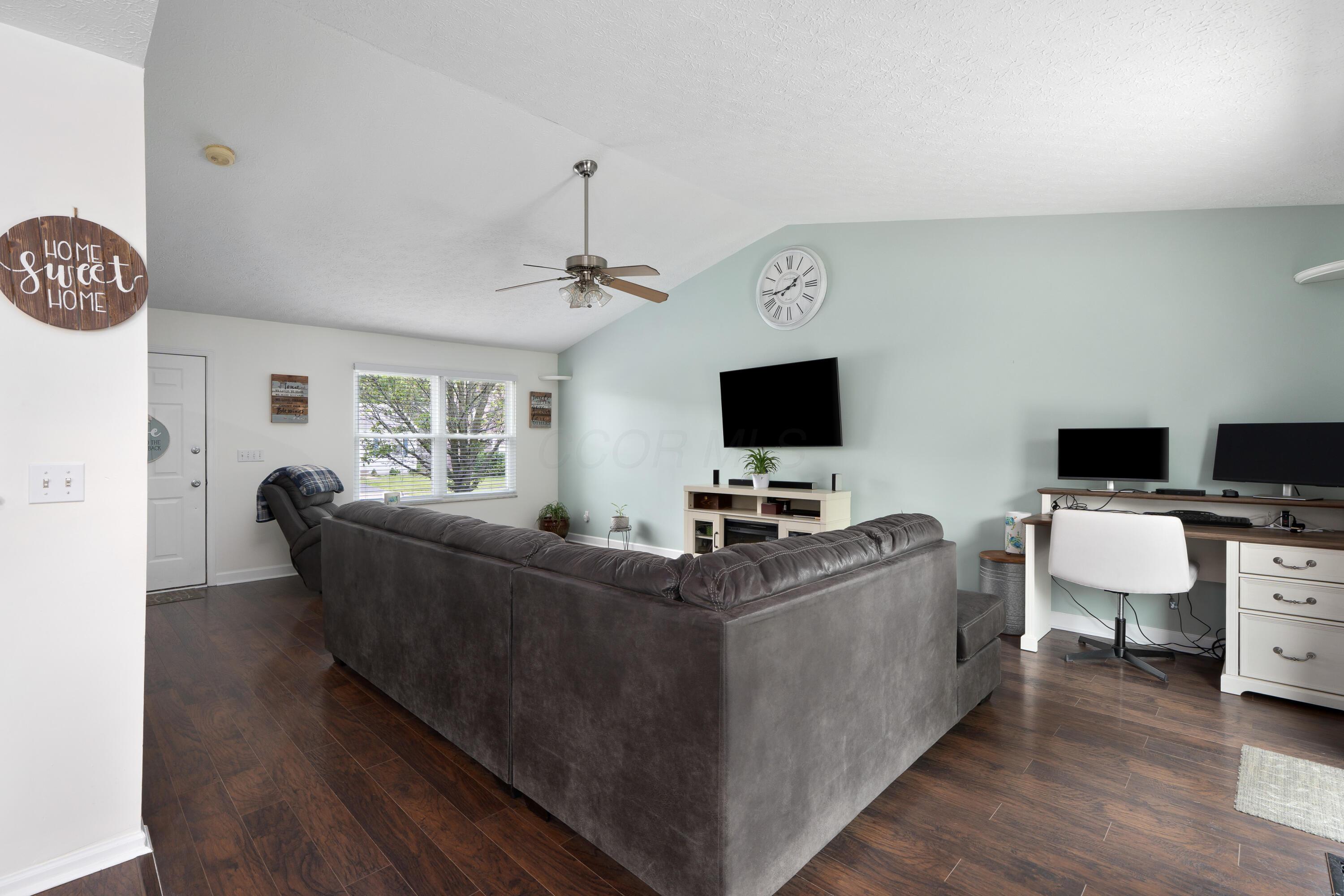 860 Spivey Lane Property Photo 8
