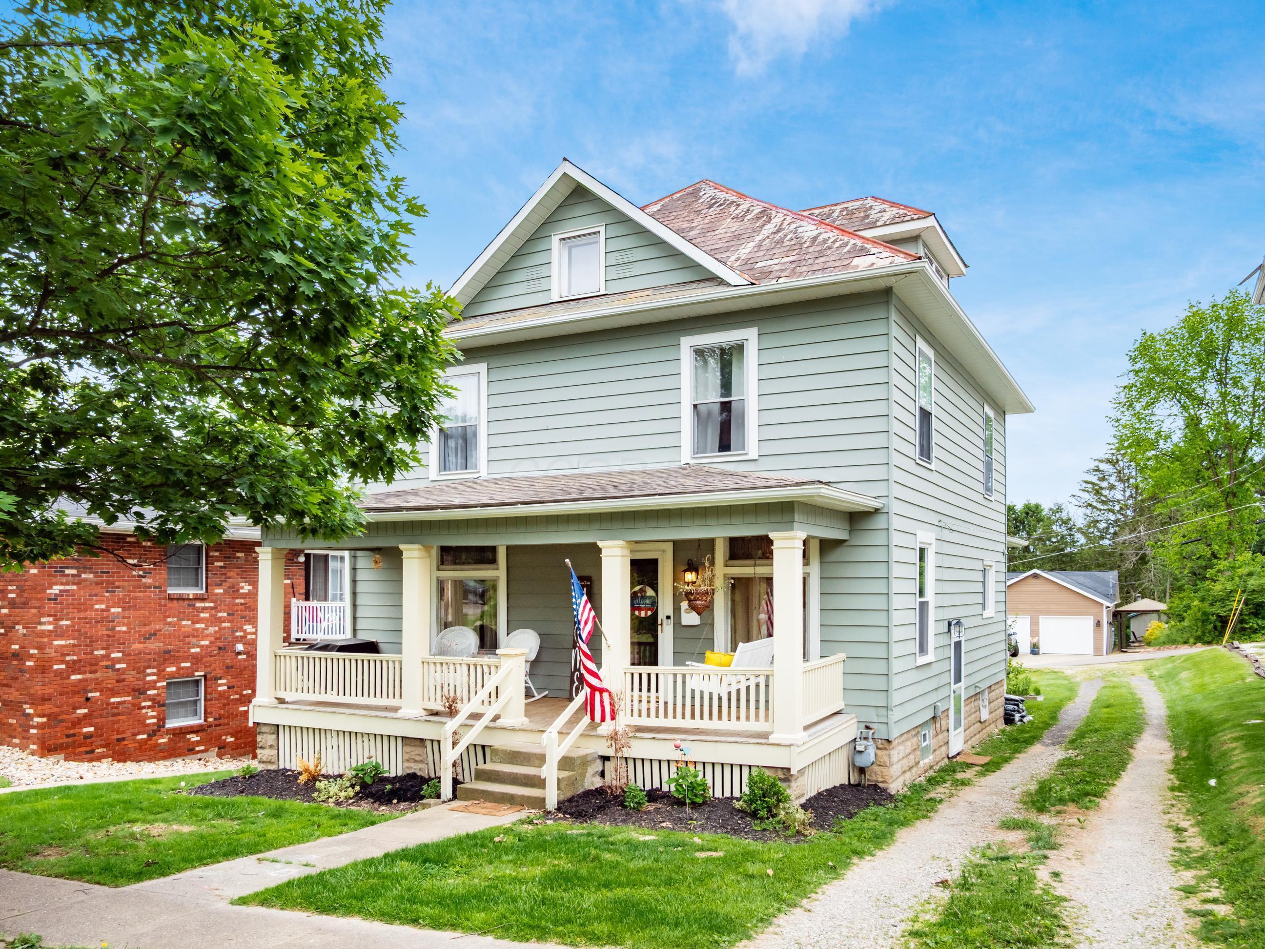 154 Montgomery Boulevard Property Photo 1