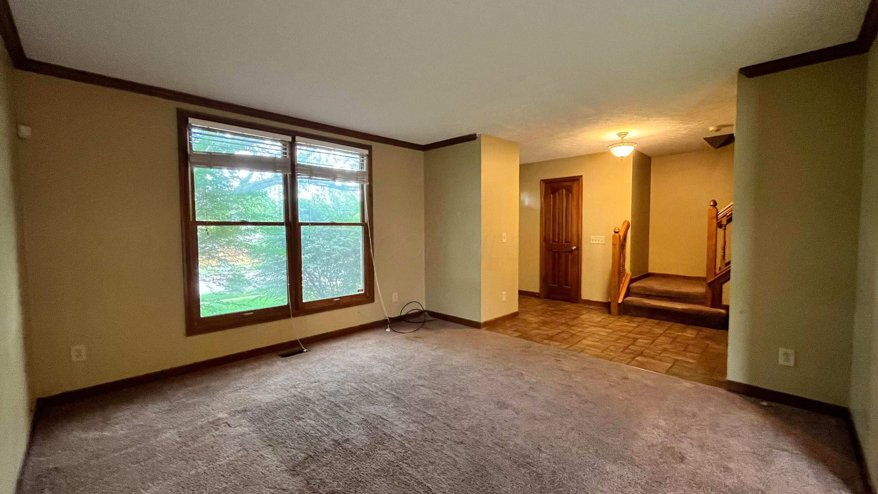 5459 Red Wynne Lane Property Photo 3