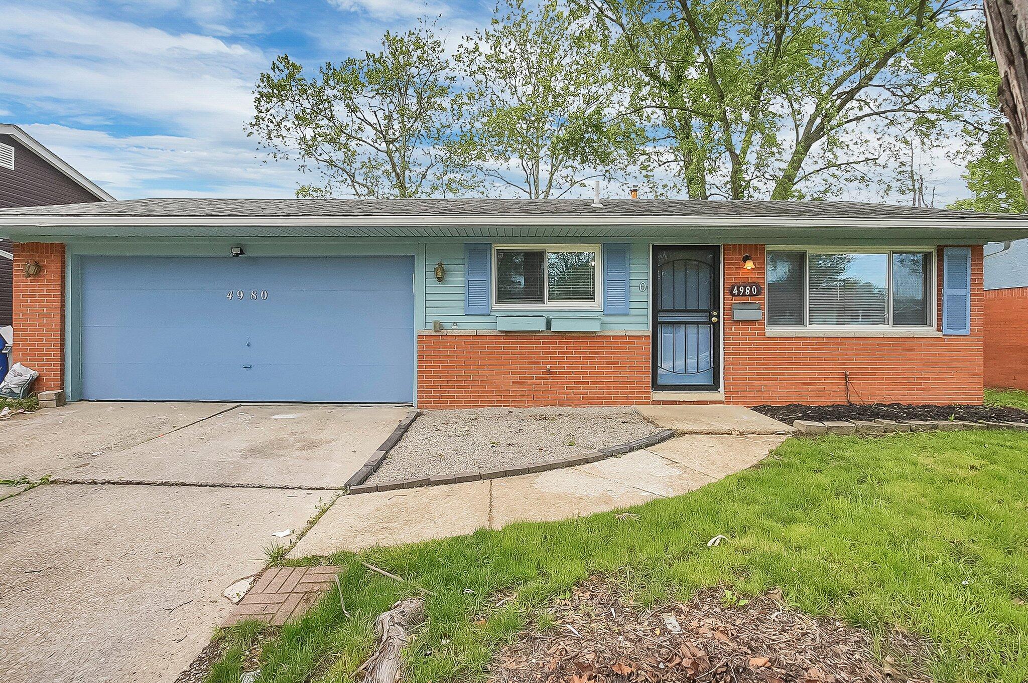 4980 Comstock Drive Property Image