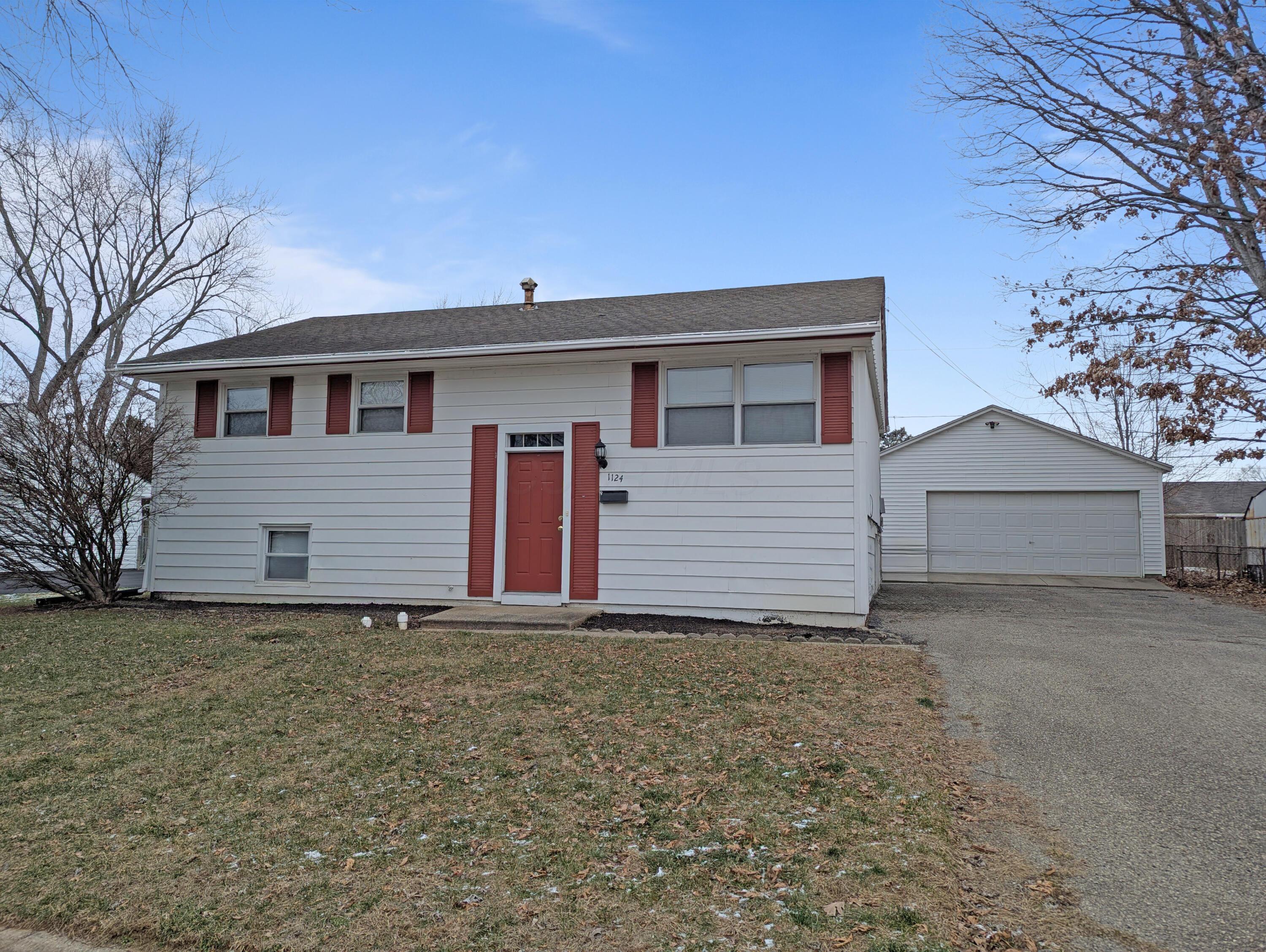1124 Bookwalter Avenue Property Photo 1