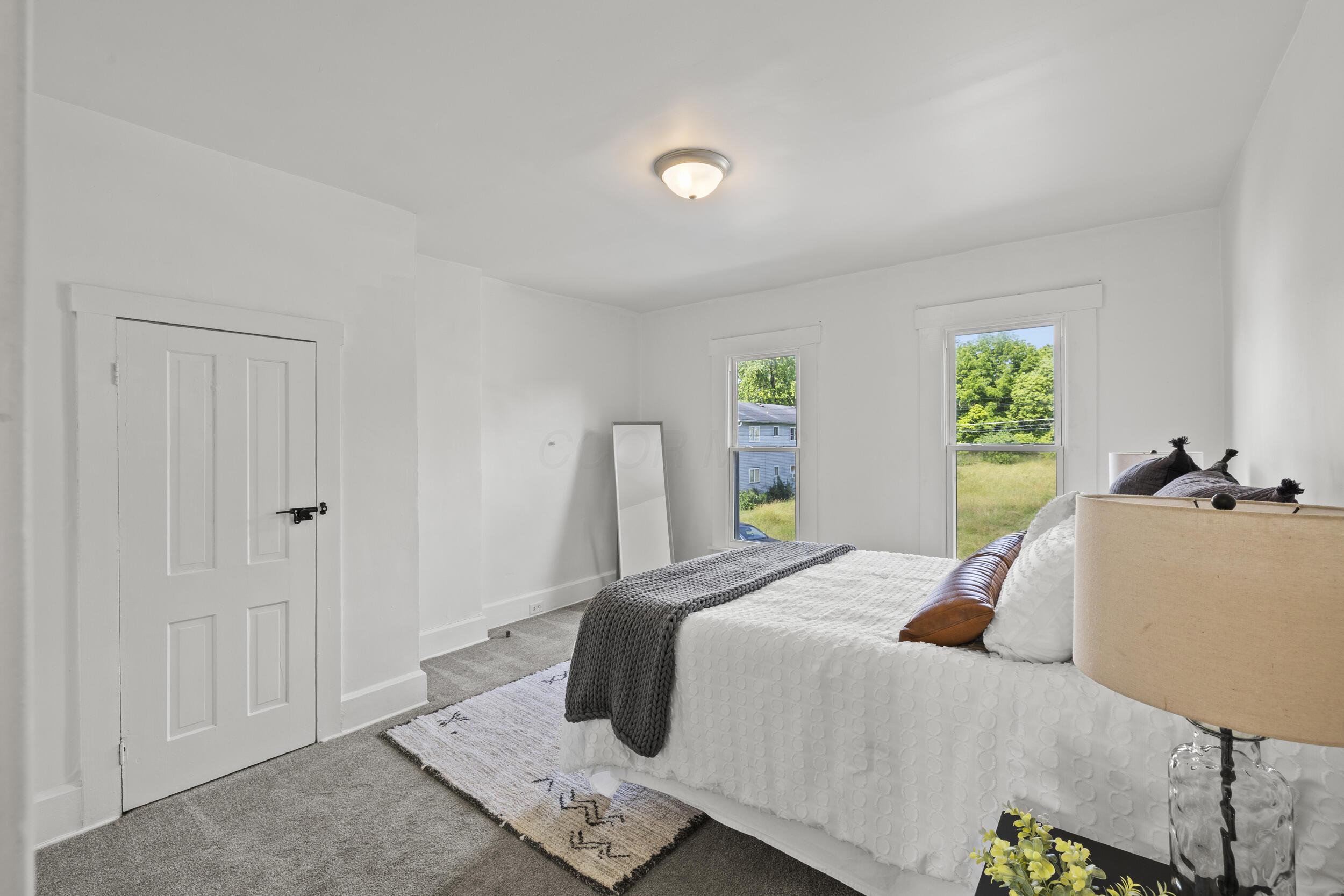 538-540 Kelton Avenue Property Photo 12