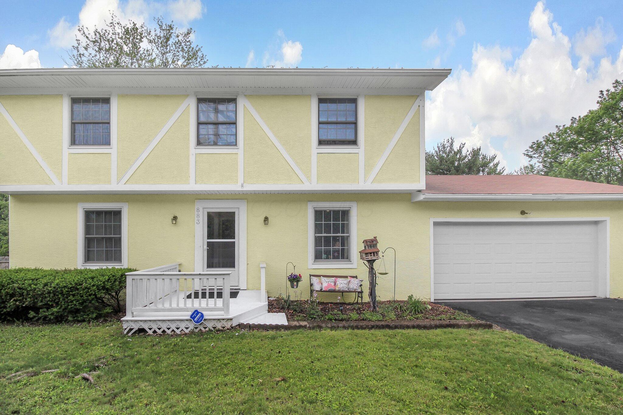 883 Mcnaughten Road Property Photo 1