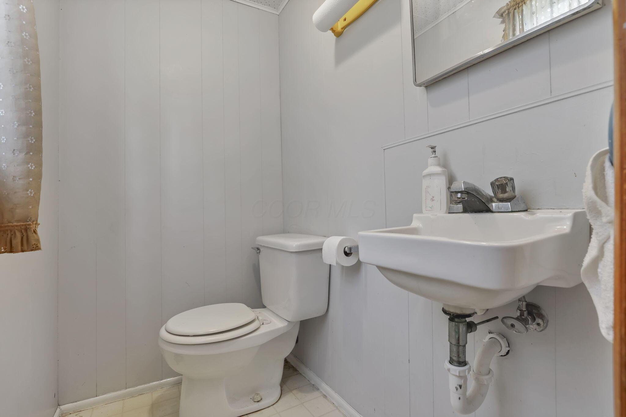 110 Quarry Road Se Property Photo 23