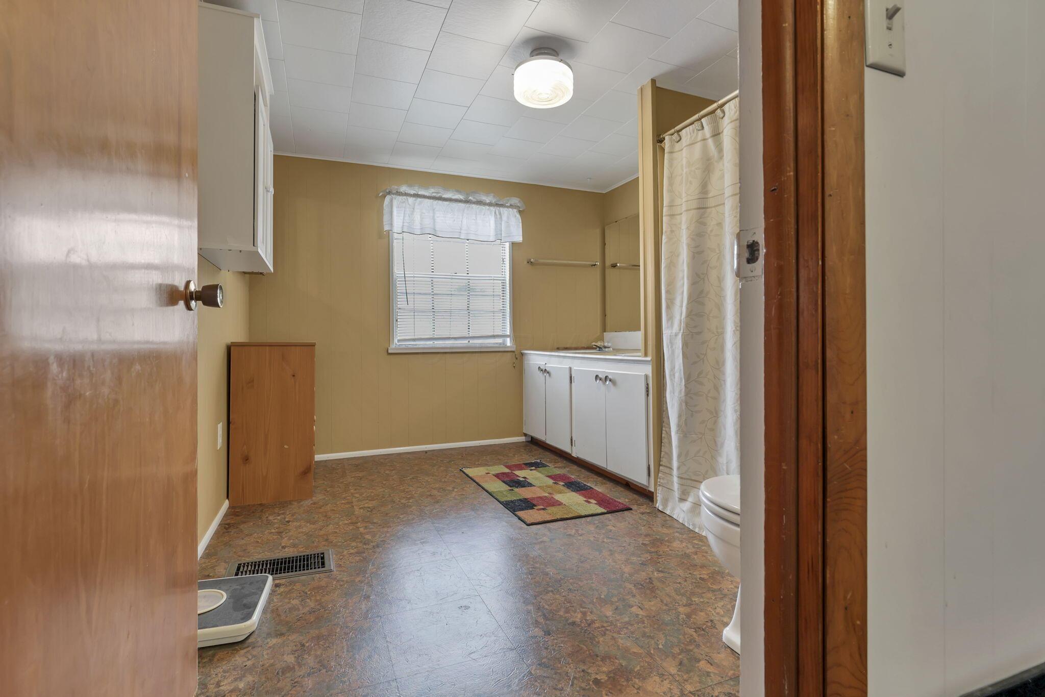 110 Quarry Road Se Property Photo 33