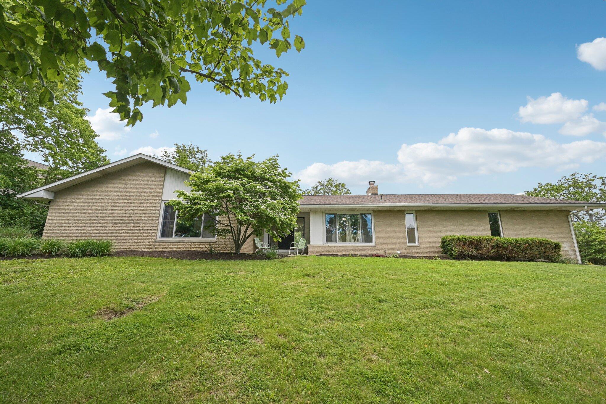 385 Taylor Blair Road Property Photo 1