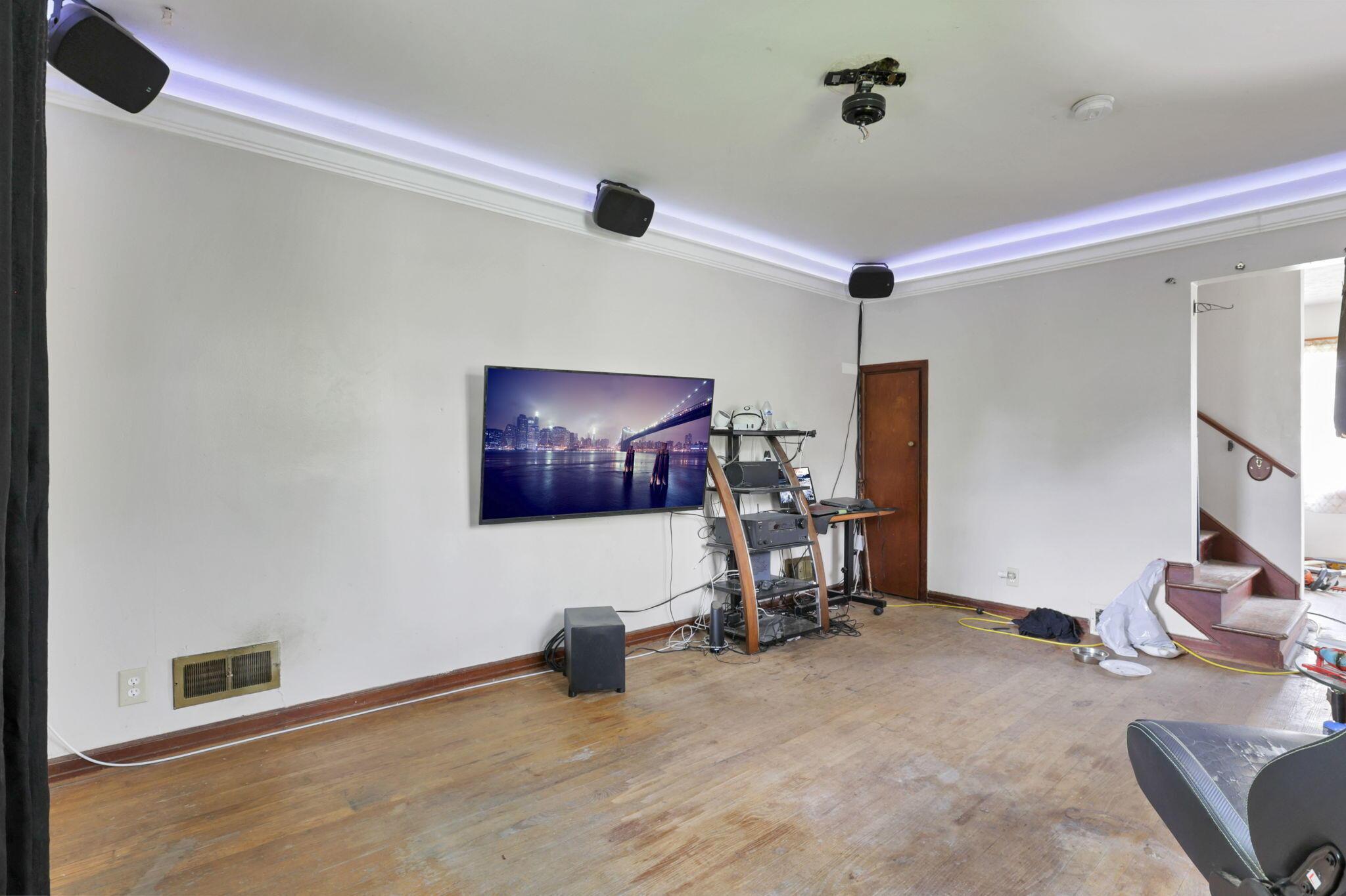 4209 Avery Road Property Photo 8