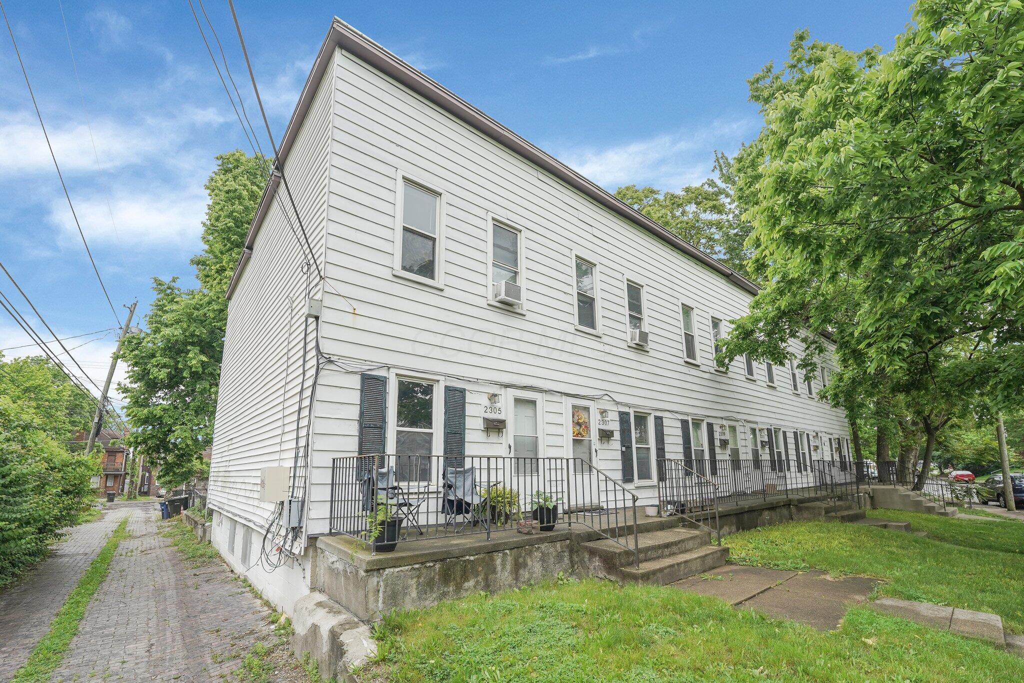 2305-2315 East Avenue Property Photo