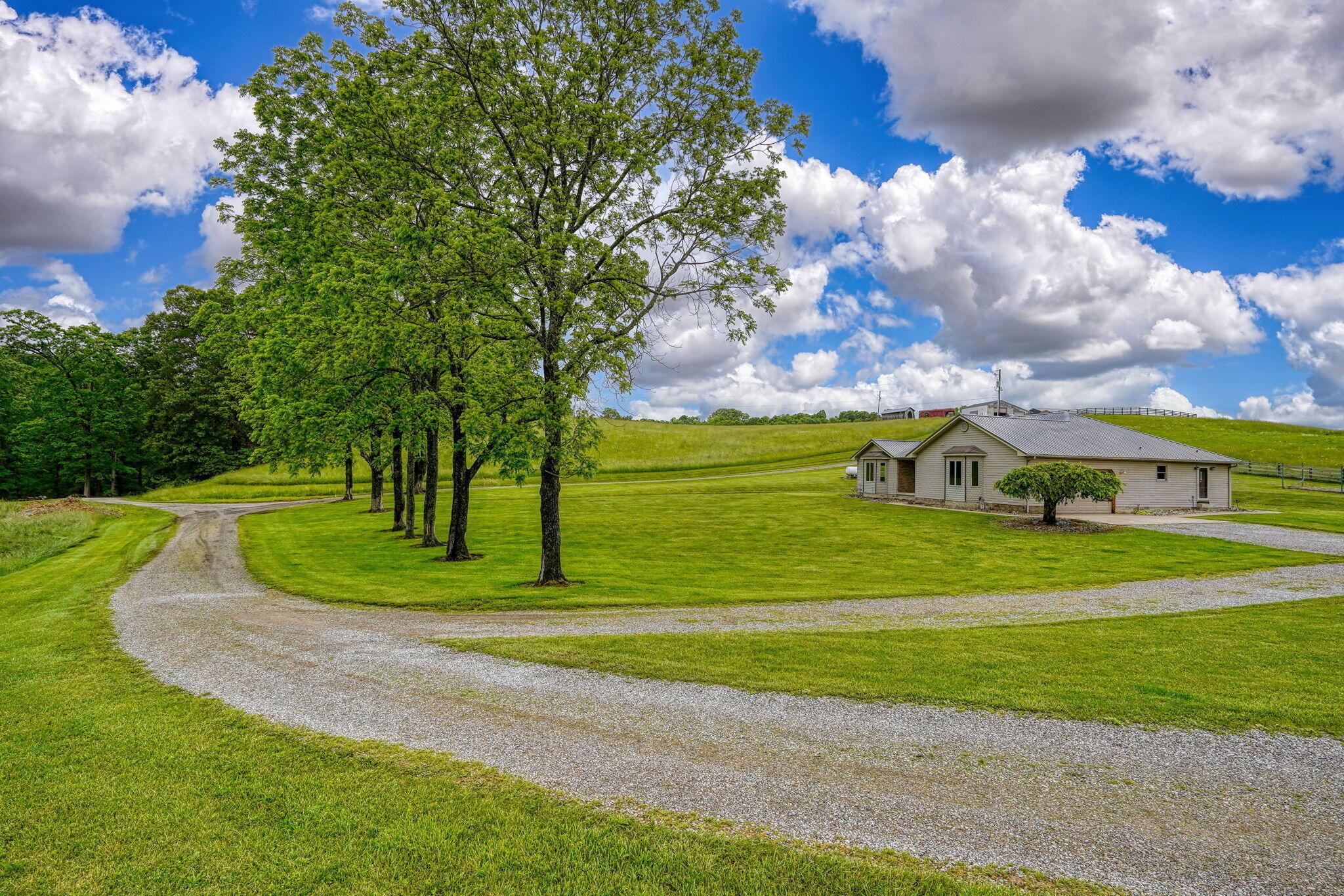 10057 State Route 776 Property Photo 6