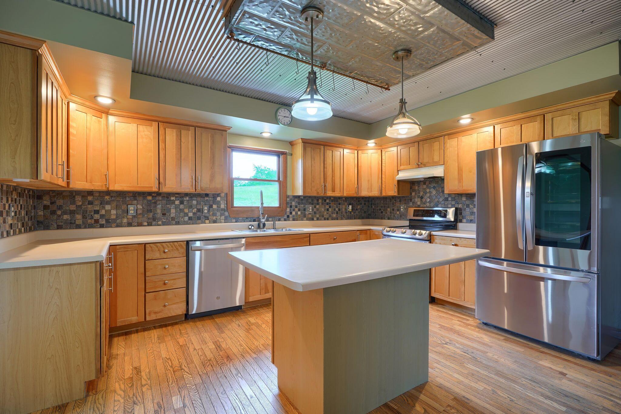 10057 State Route 776 Property Photo 23