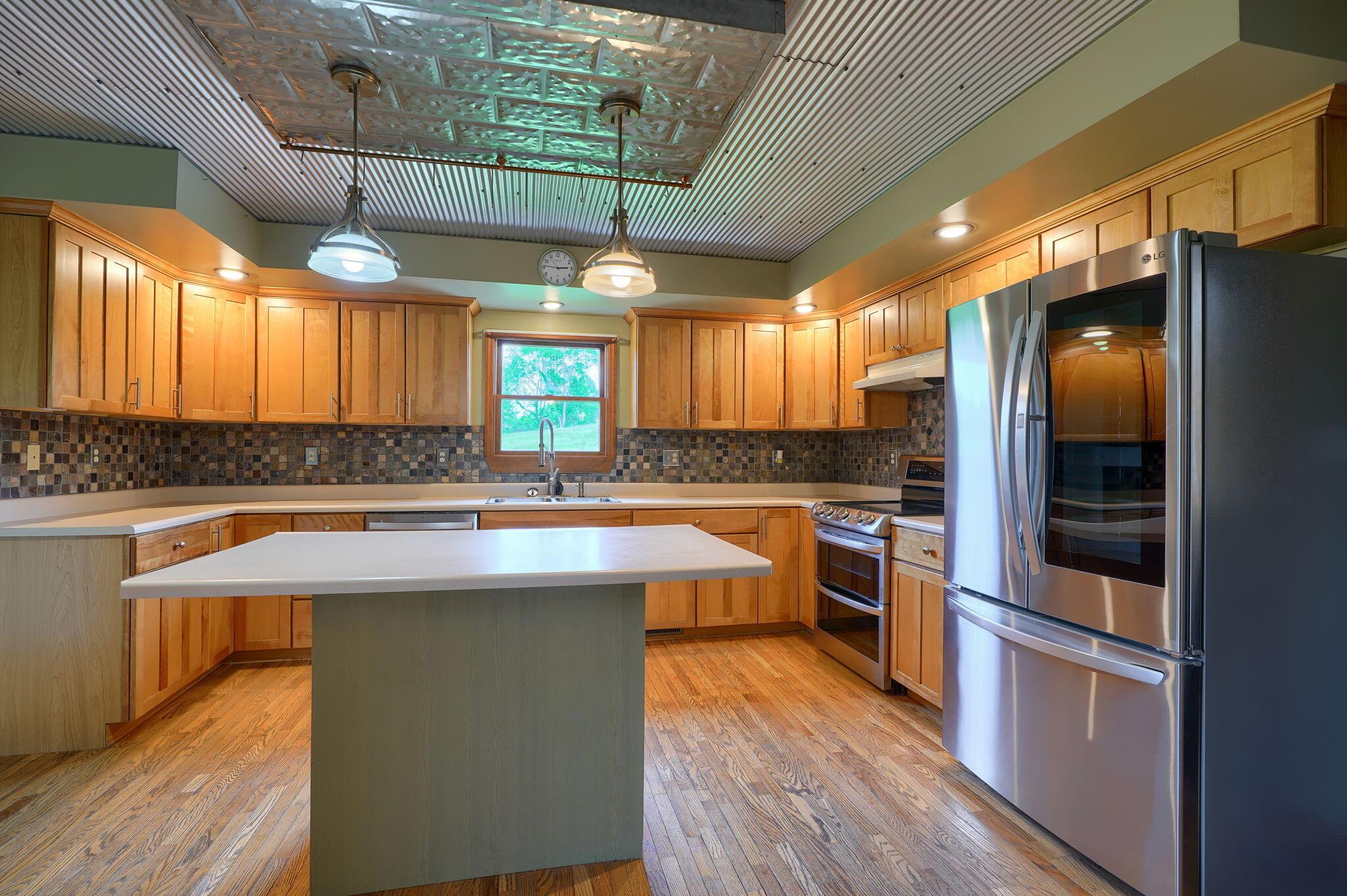 10057 State Route 776 Property Photo 24