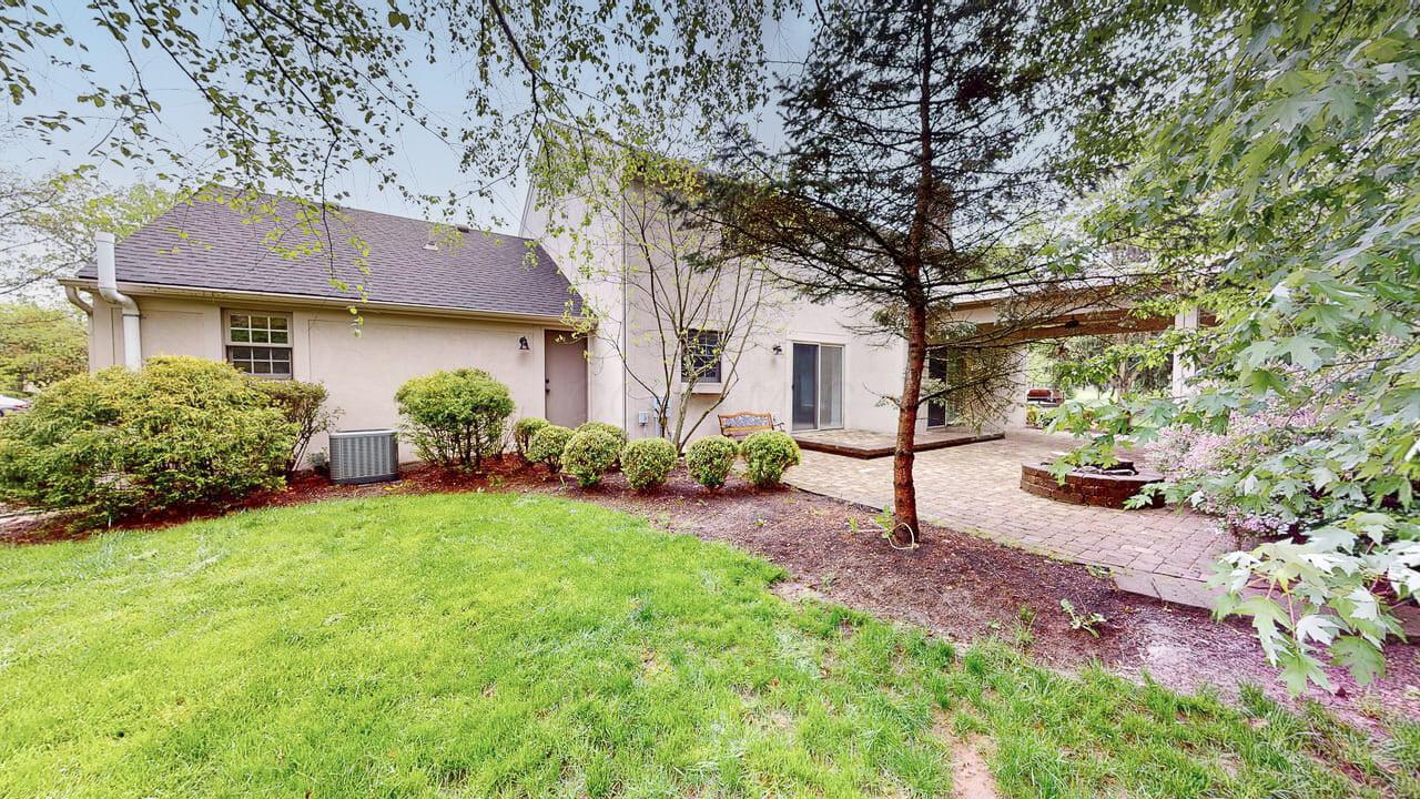 5081 Broxburn Court Property Photo 3
