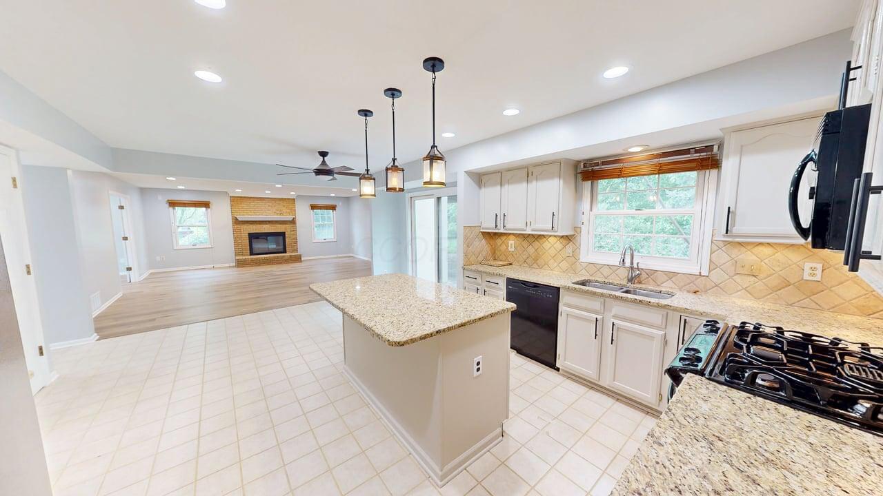 5081 Broxburn Court Property Photo 13